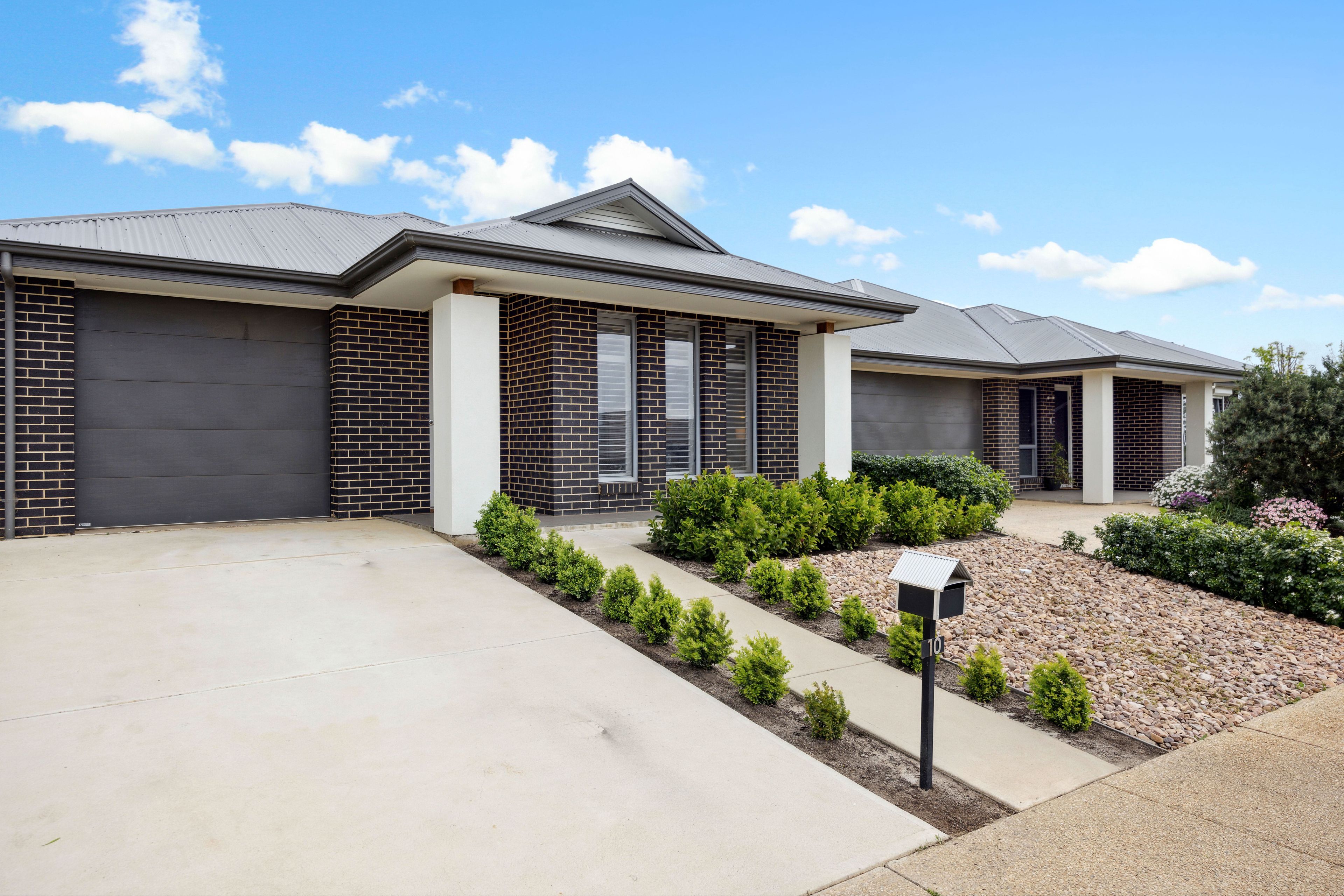 10 Grantchester Avenue, Mount Barker, SA 5251