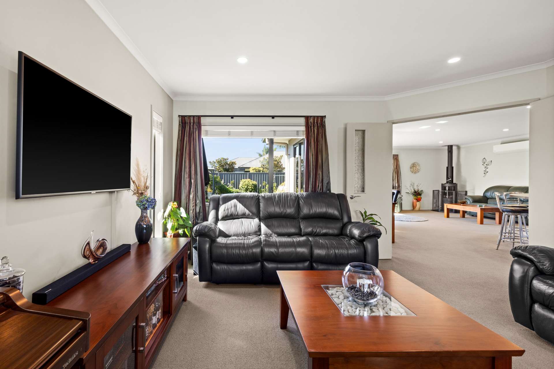 15 Tasman Drive photo 6