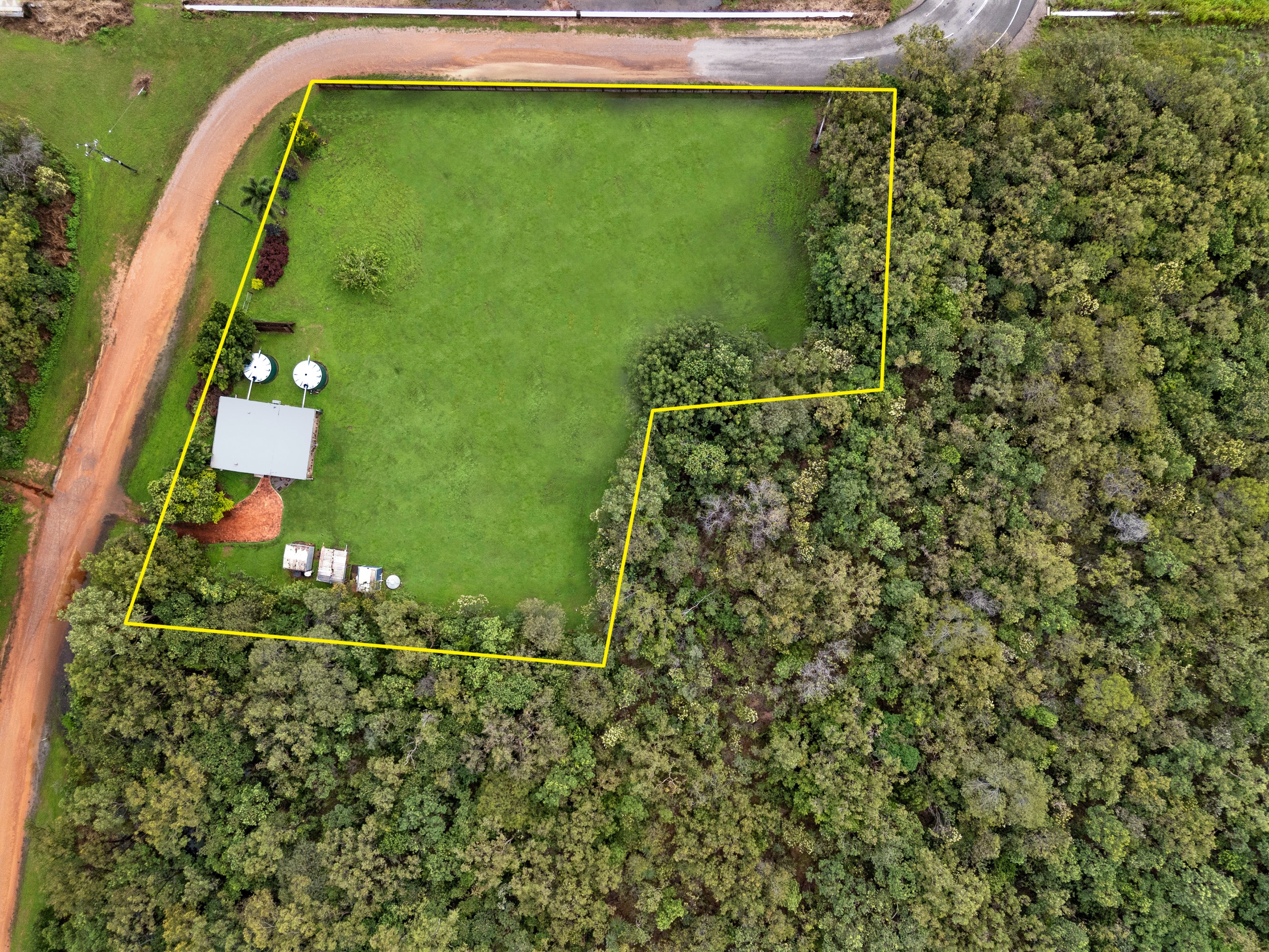 9 Bluewater Station Road, Bluewater, QLD 4818