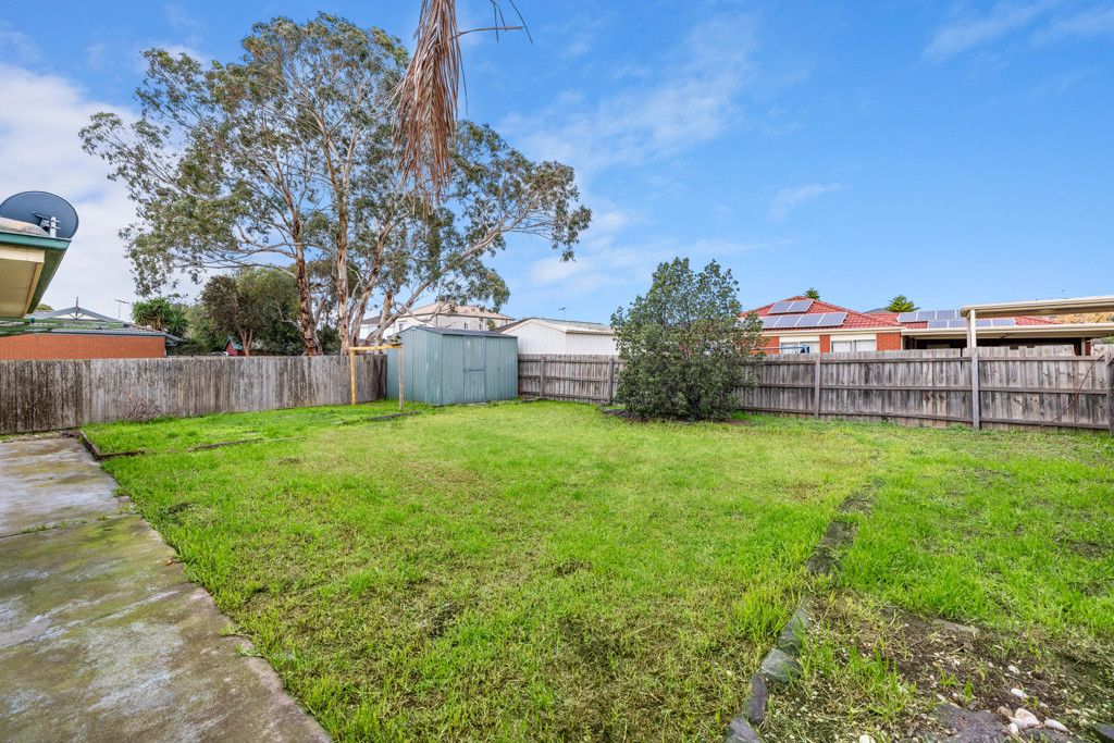 136 Rosella Avenue — photo 13 of 14