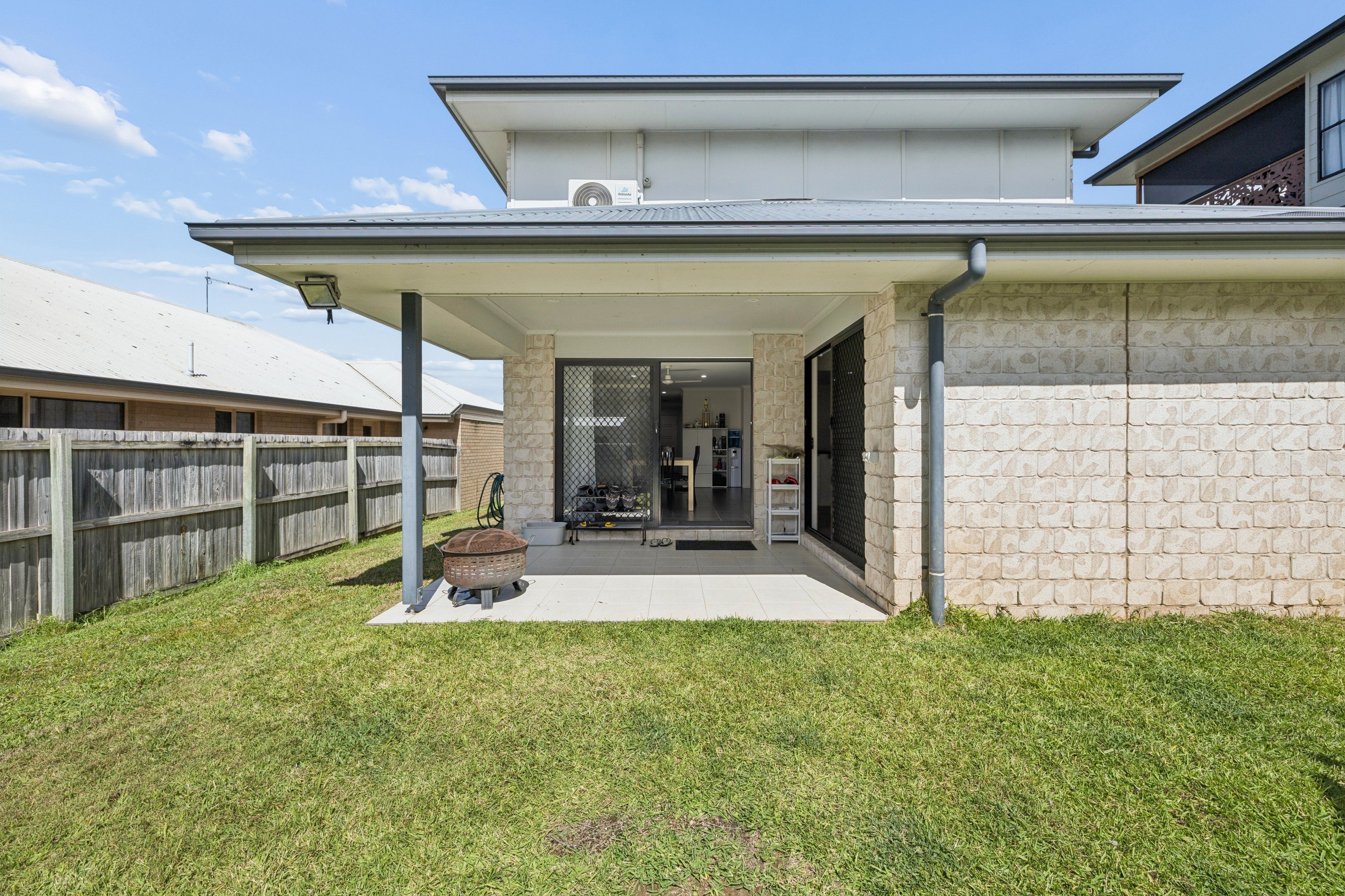 48 Zephyr Street — photo 17 of 20