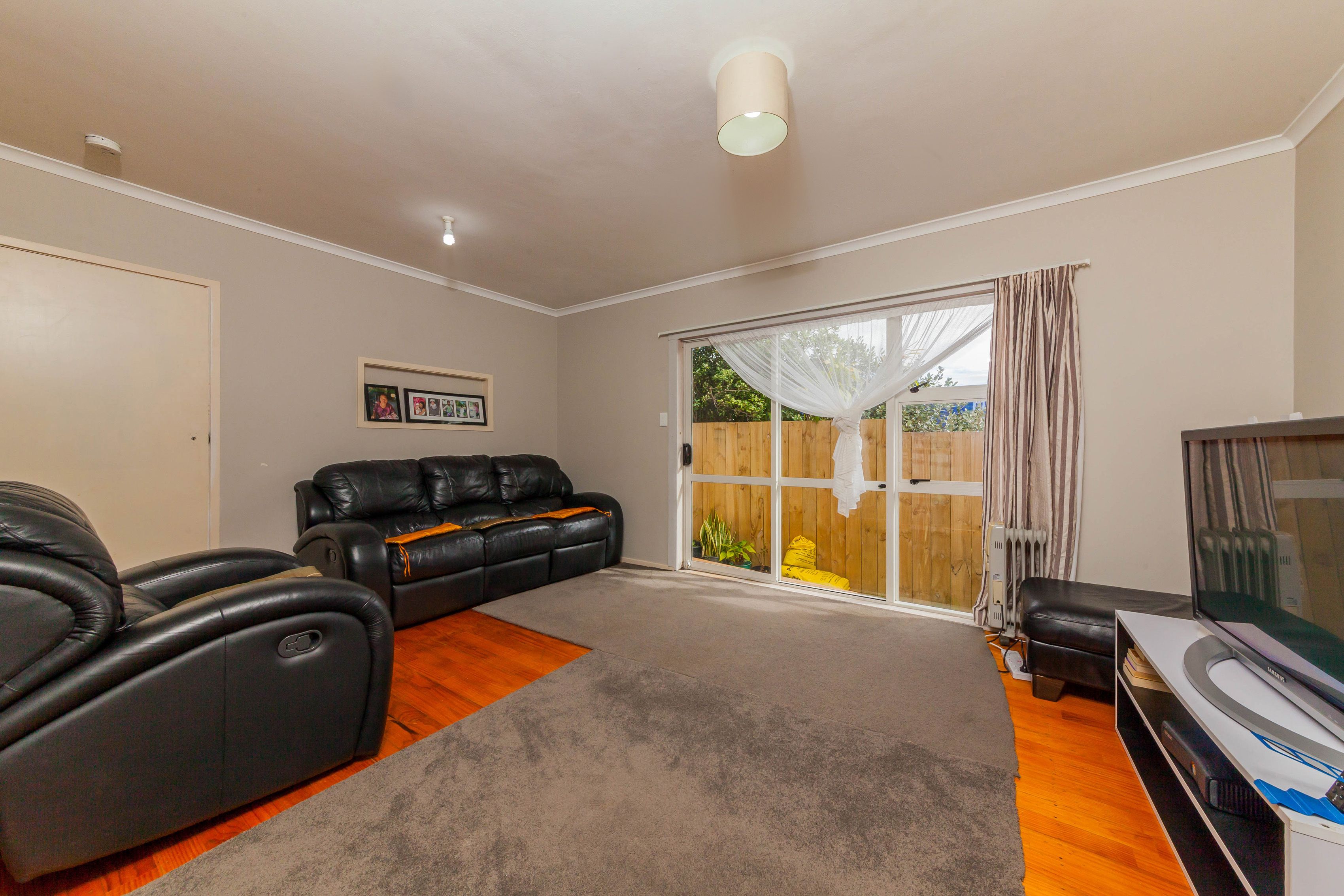 1/12 Marewa Street, Te Atatu South, Waitakere City