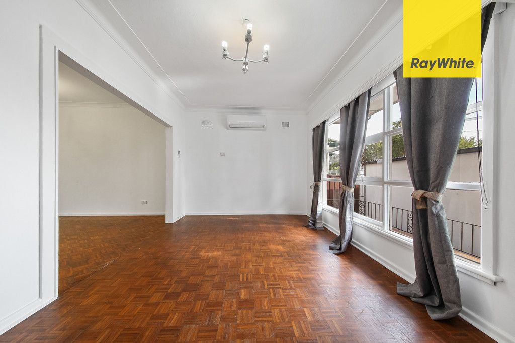 8 Iris Avenue, Riverwood, NSW 2210