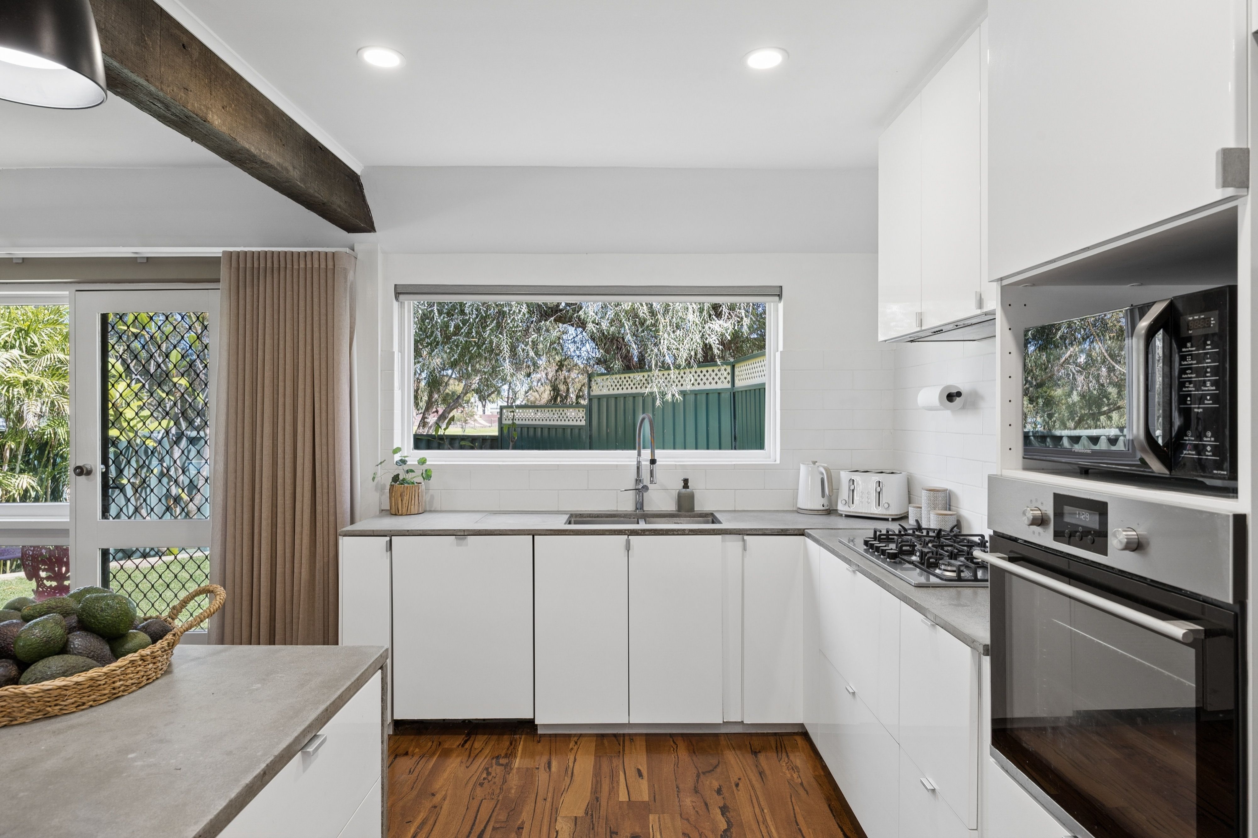 8 Oleander Way — photo 8 of 29