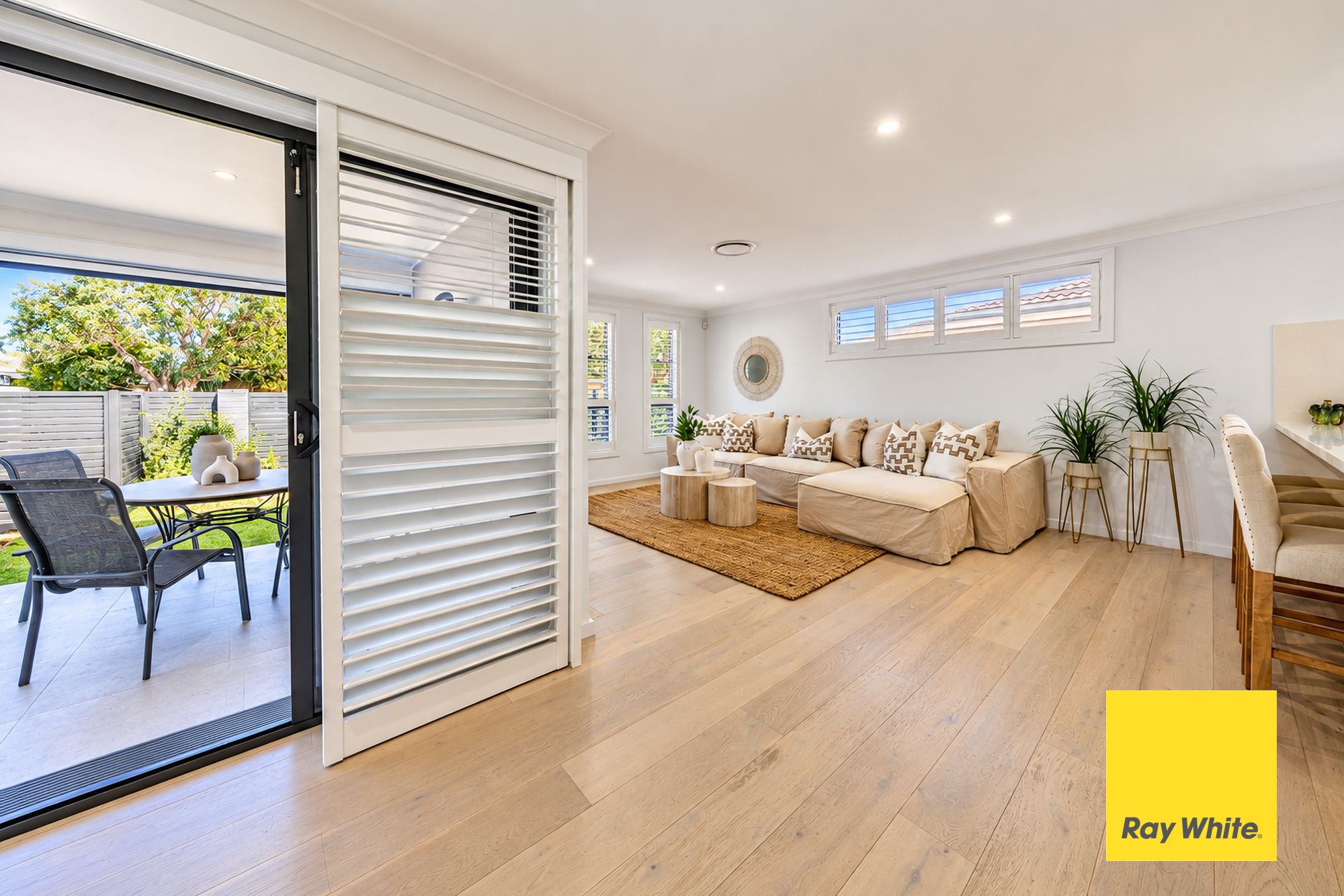 1/11-13 Victoria Road — photo 4 of 25