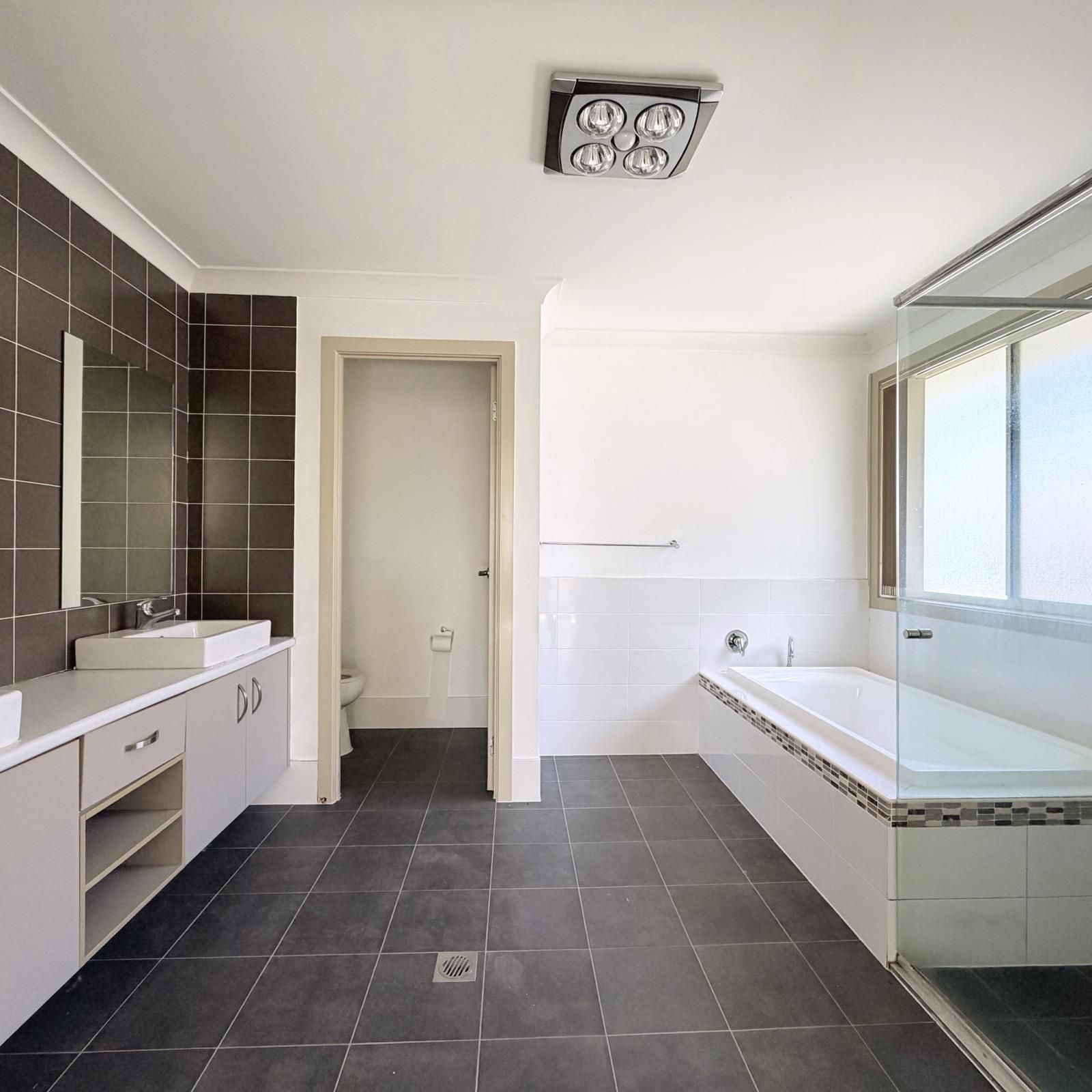 44D Weeroona Road, Edensor Park, NSW 2176