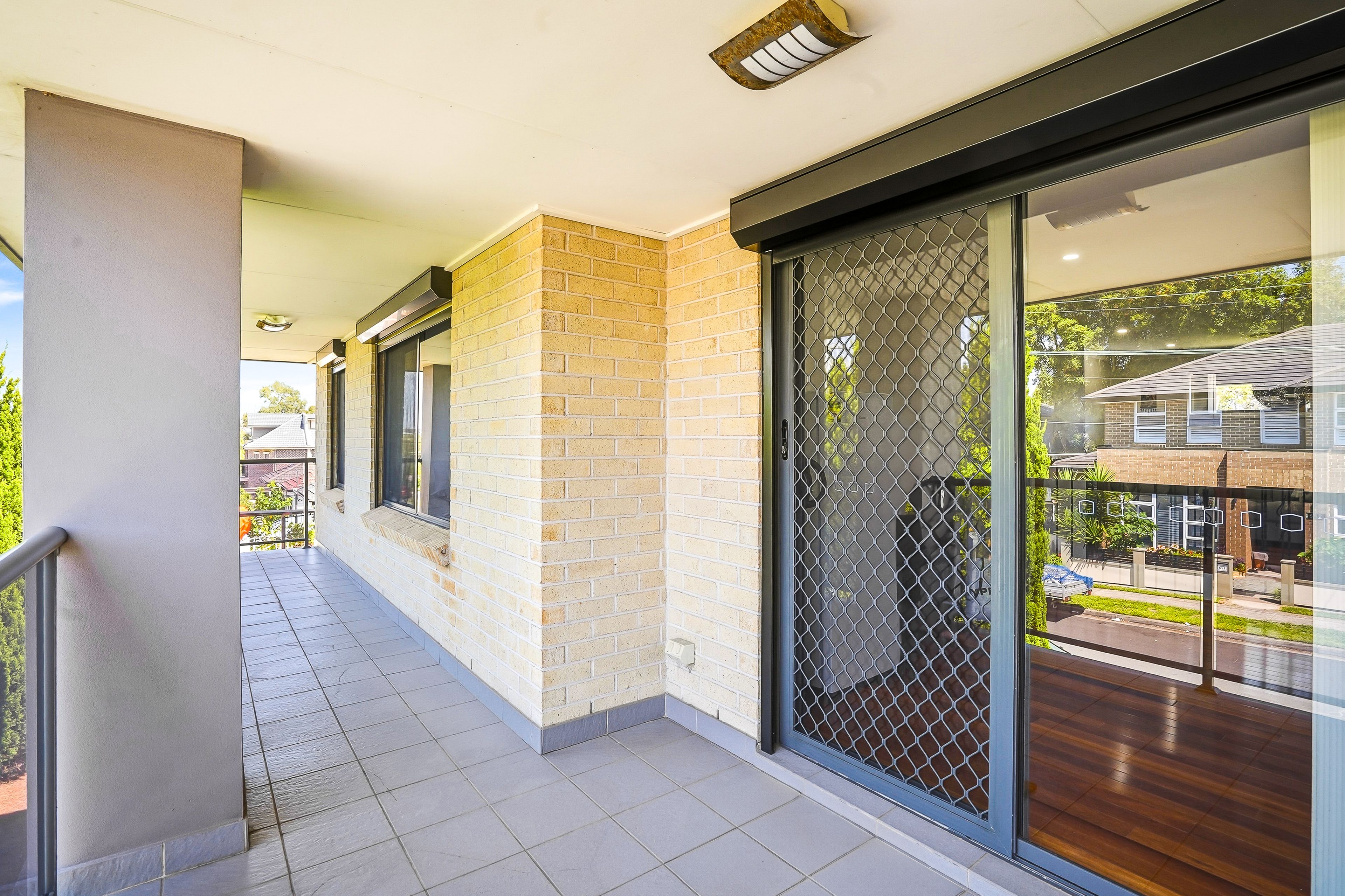 9 Lavinia Street — photo 9 of 22