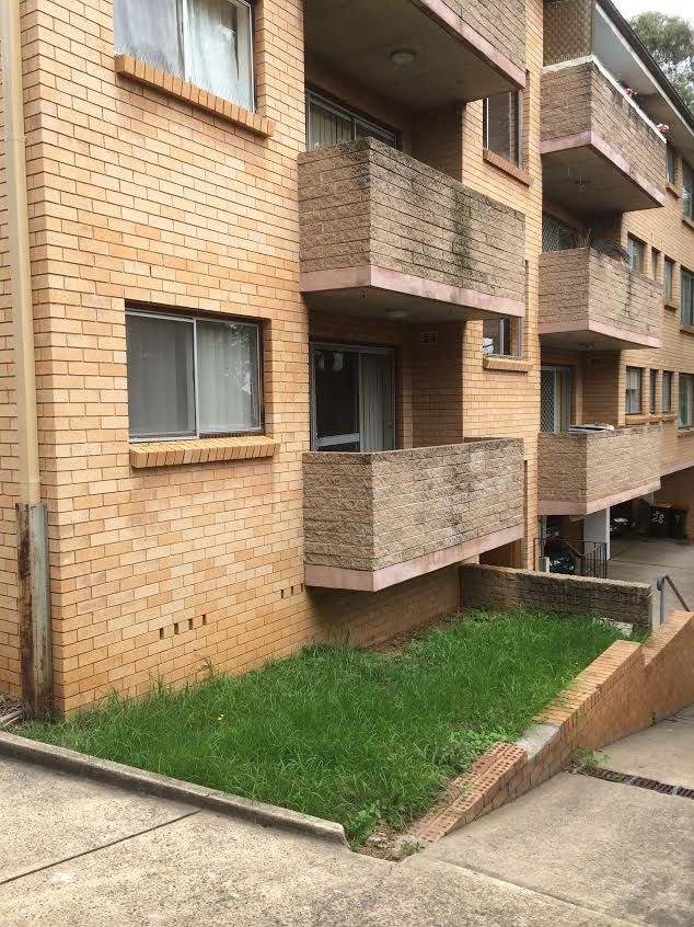 1/28 Moore Street, Campbelltown, NSW 2560