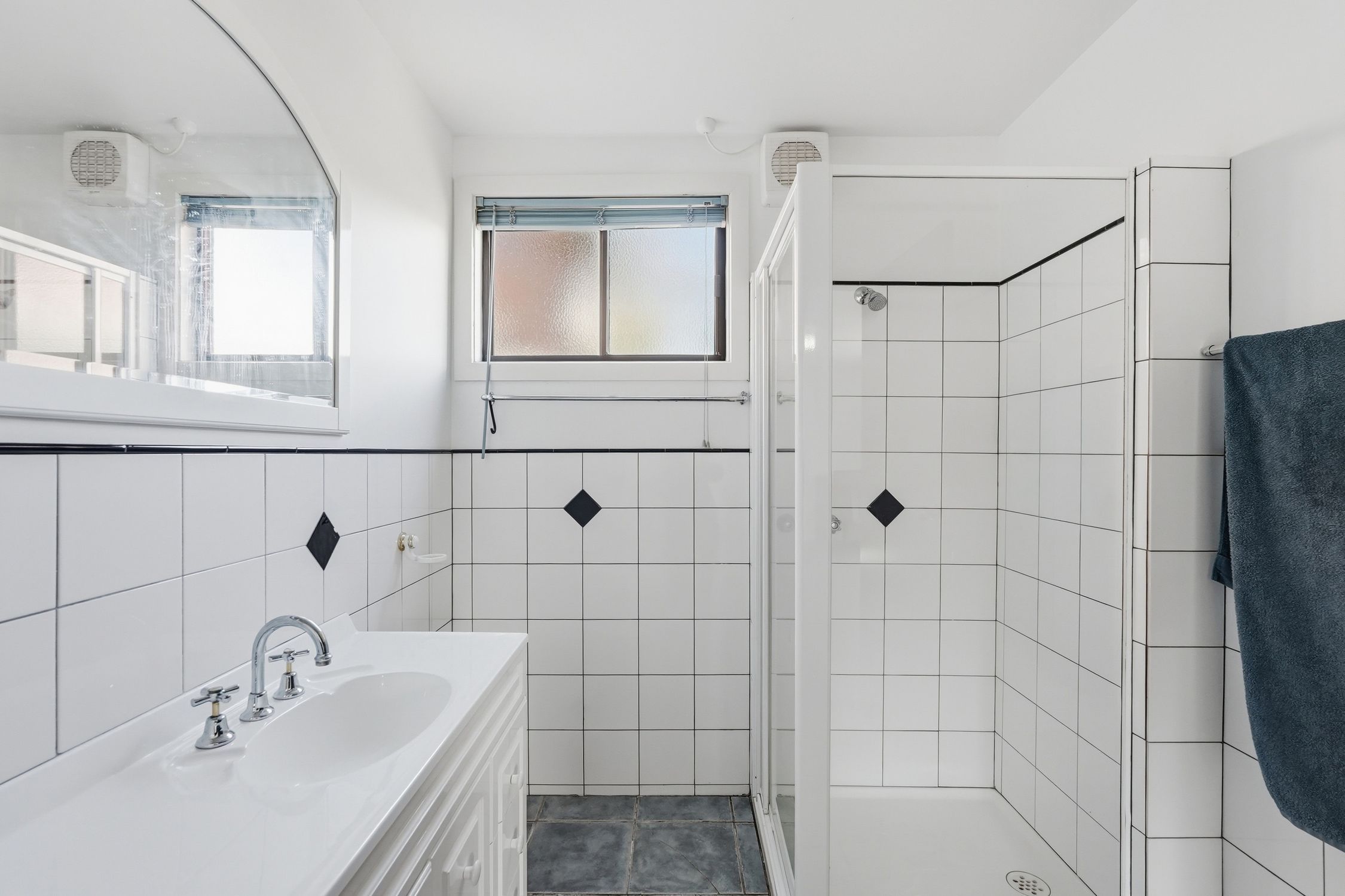 22 + 22a Atherton Avenue — photo 13 of 25