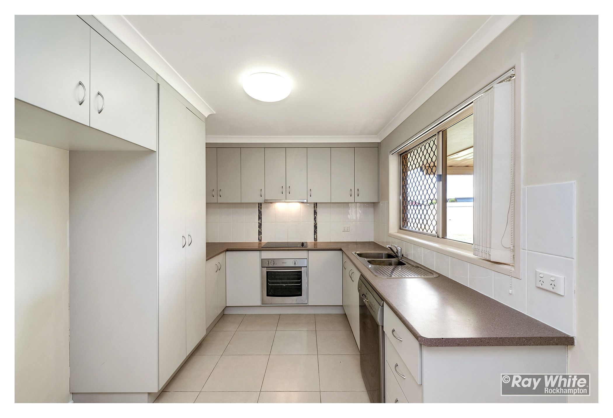 27 Doongarra Crescent, Gracemere QLD 4702