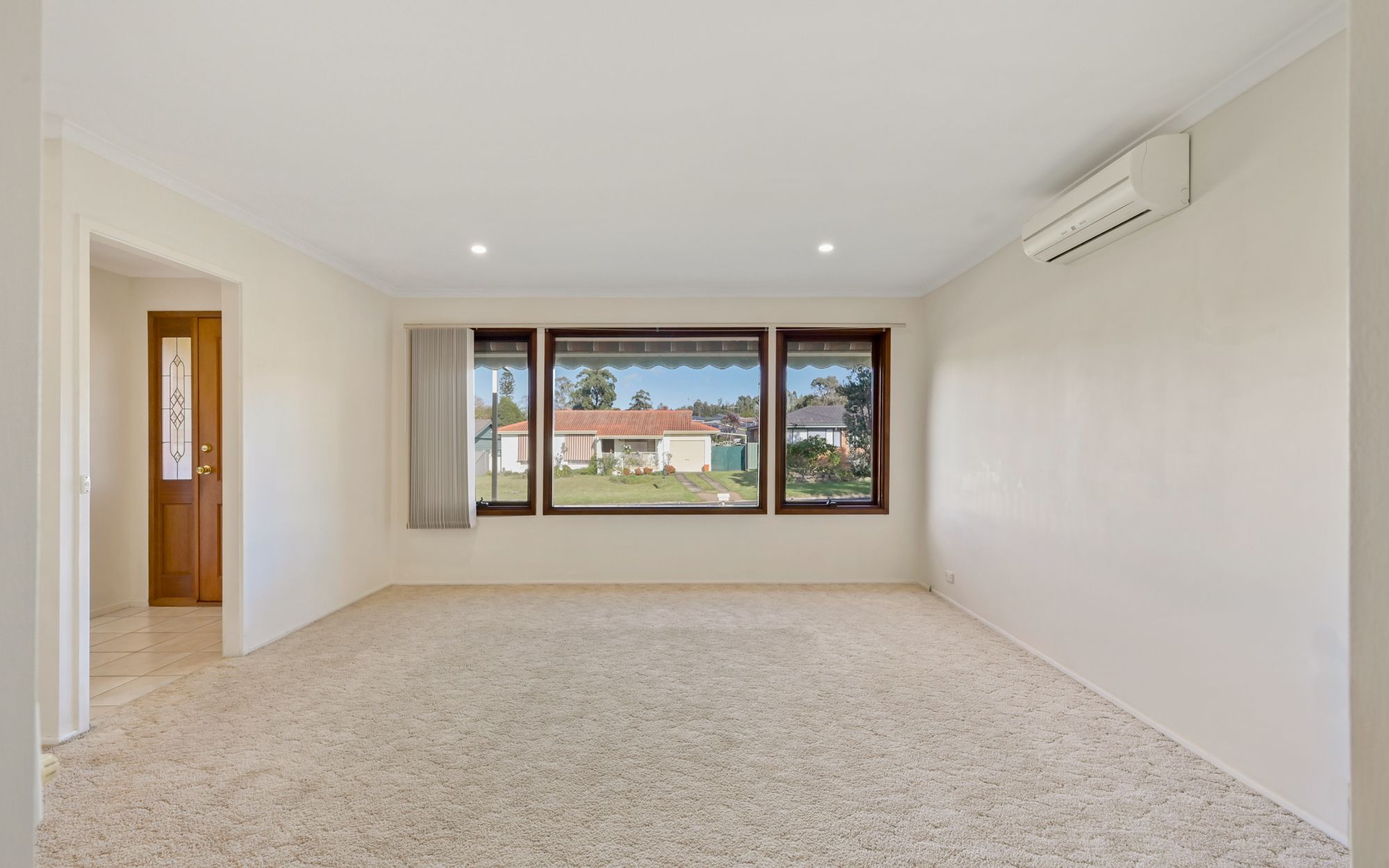 6 Galashiels Avenue, St Andrews, NSW 2566