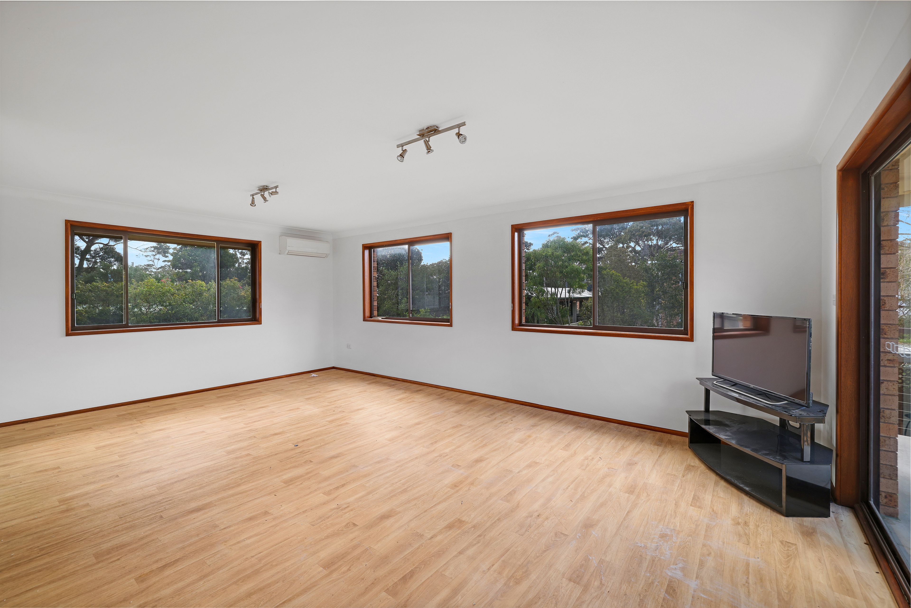 8 Mitchell Road — photo 13 of 28