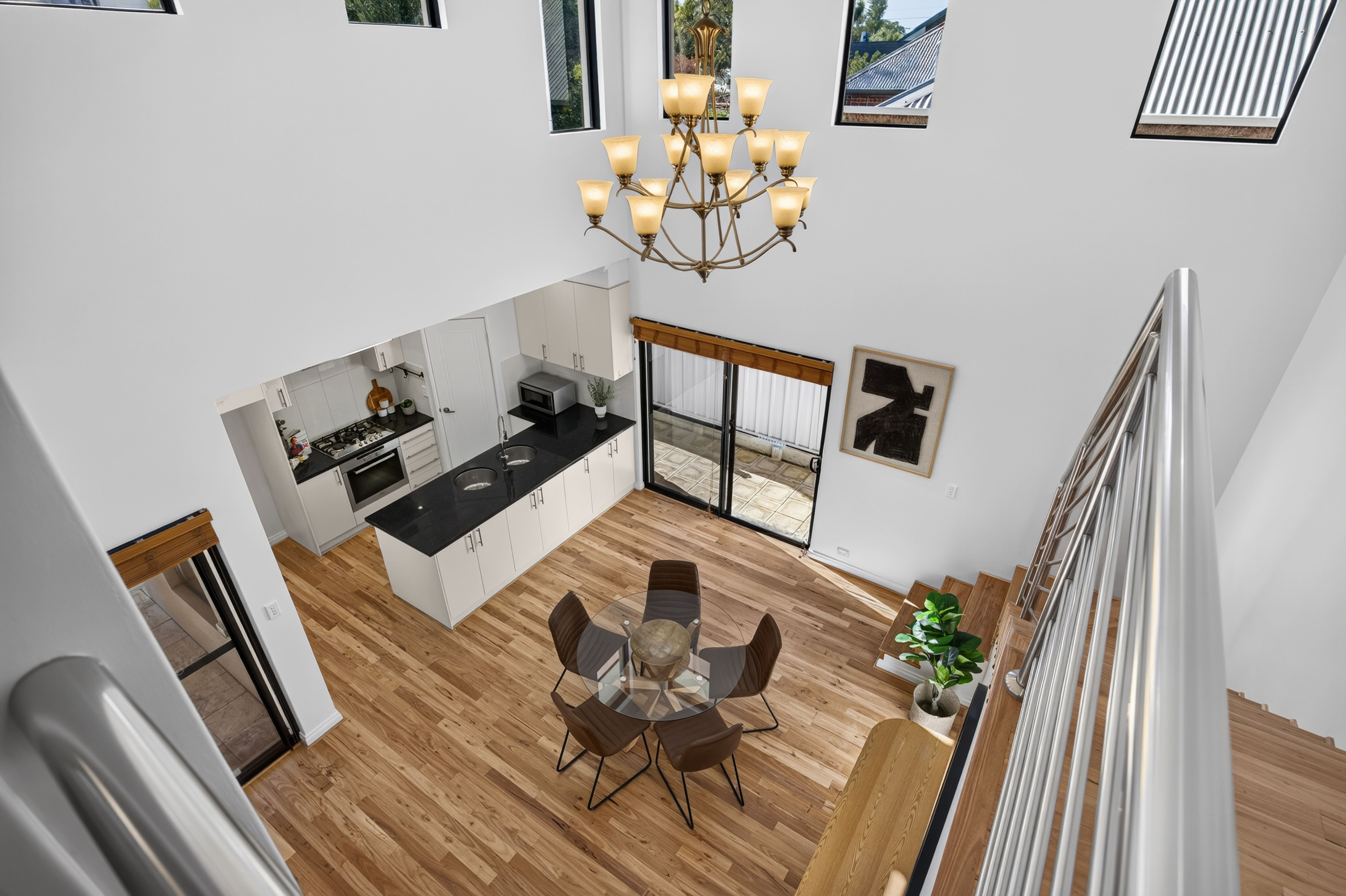 314 Bulwer Street — photo 16 of 30