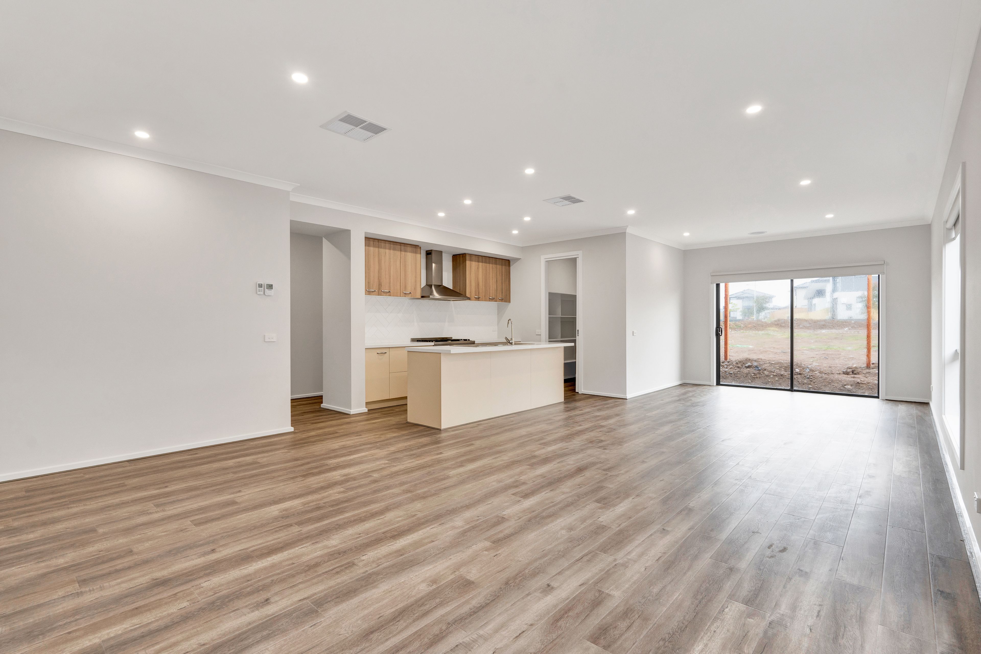 64 Shillings Road, Mambourin, VIC 3024