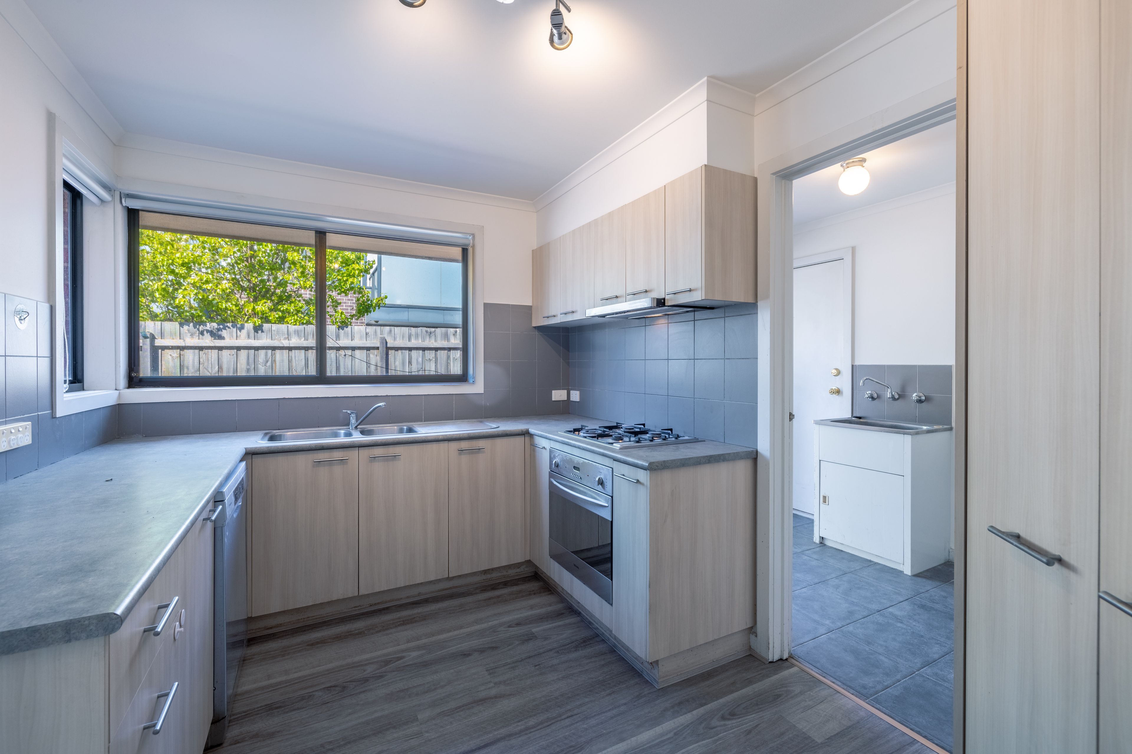 2/6 Kelly Street, Chadstone, VIC 3148