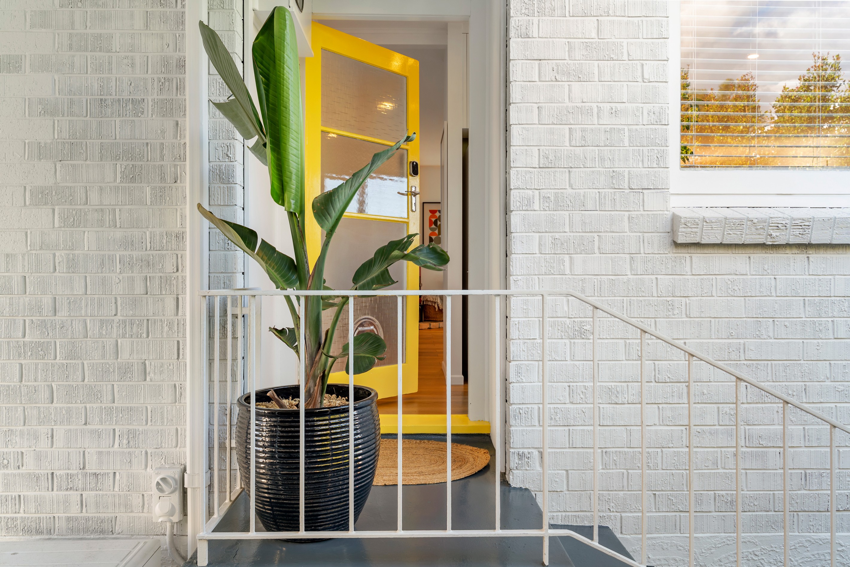 1/12 Grimshaw Place, Henderson, Waitakere City