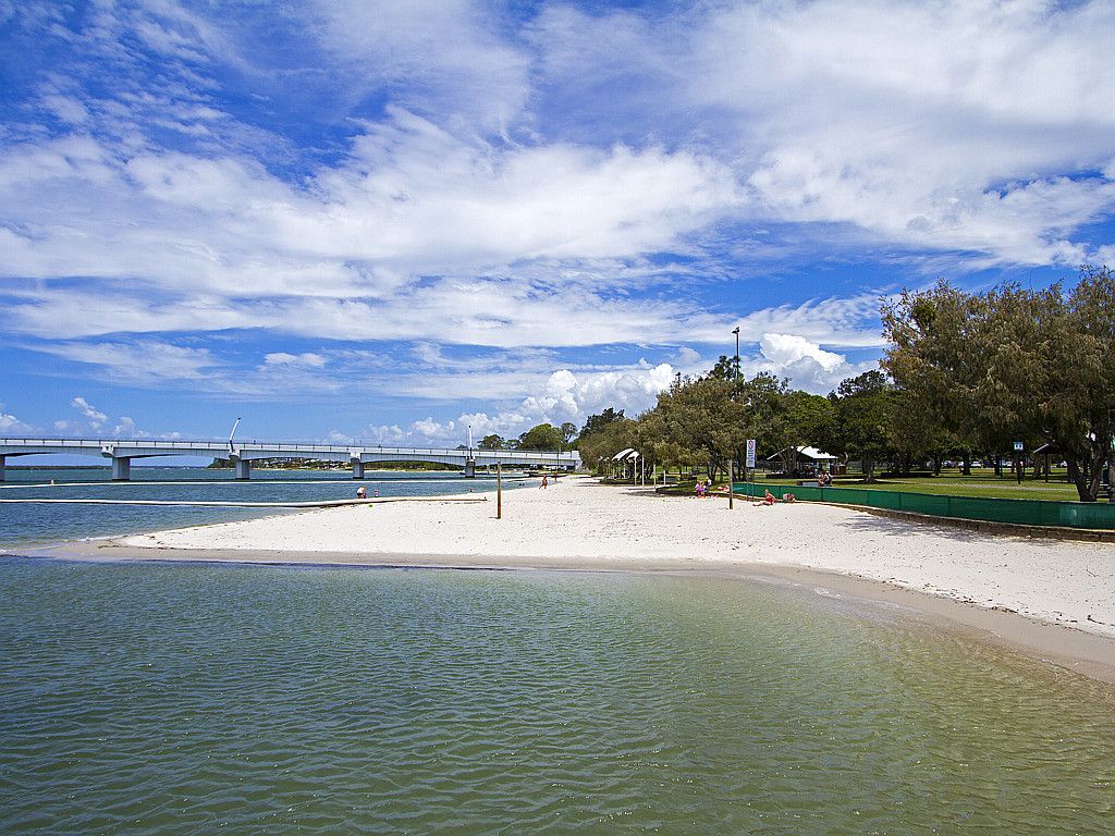 24 Belair Crescent, Paradise Point, QLD 4216