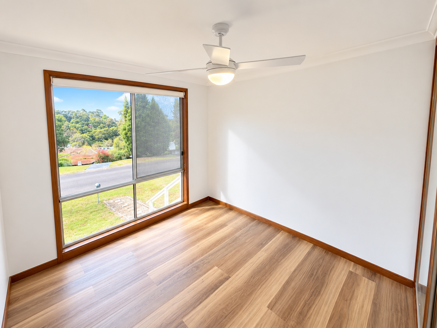 2 Leeward Close — photo 5 of 10