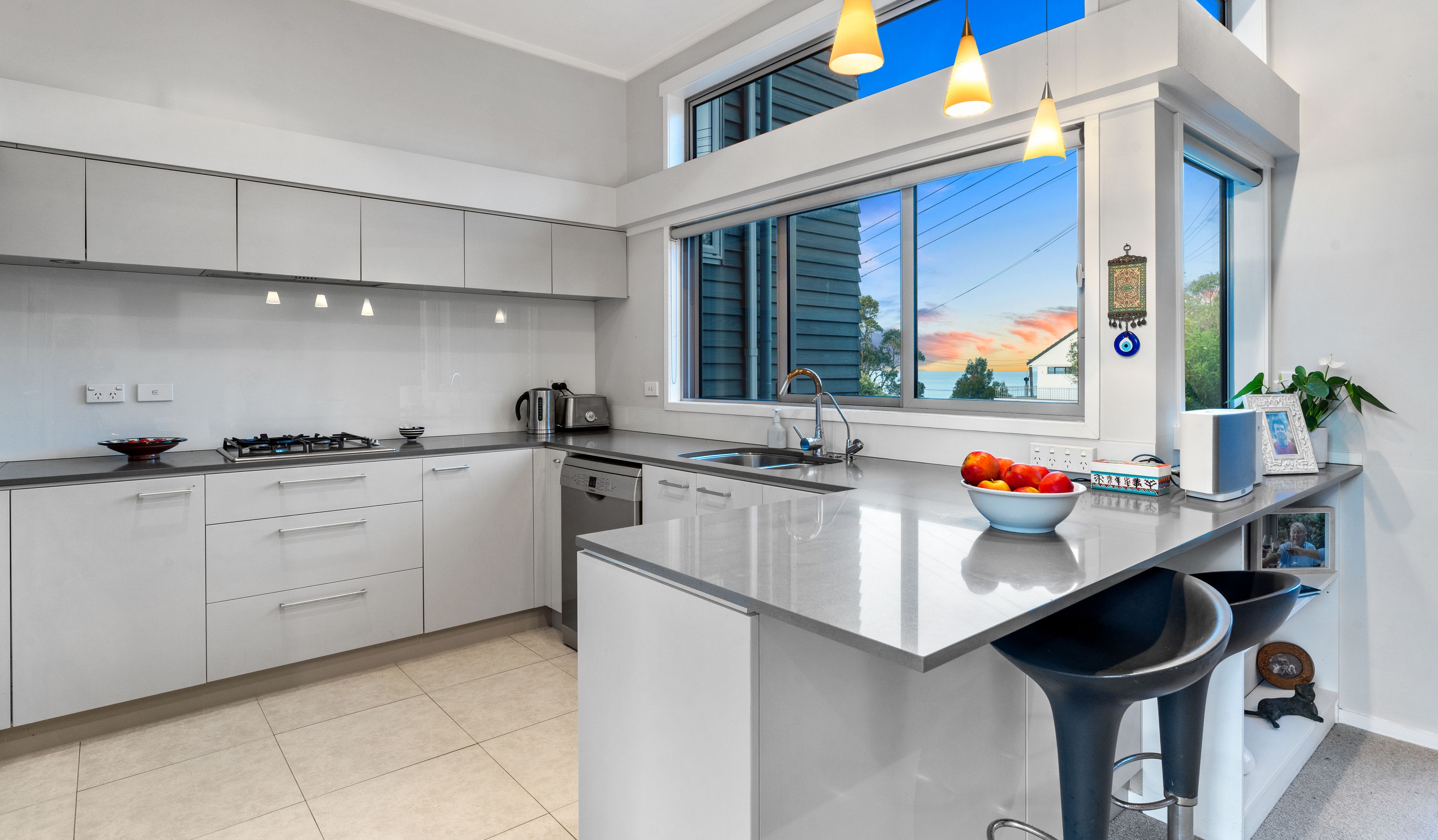 1/34 Rothesay Bay Road, Rothesay Bay, North Shore City 0630 Sold