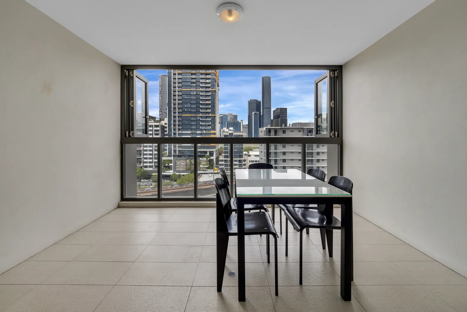 902/18 Merivale Street, South Brisbane
