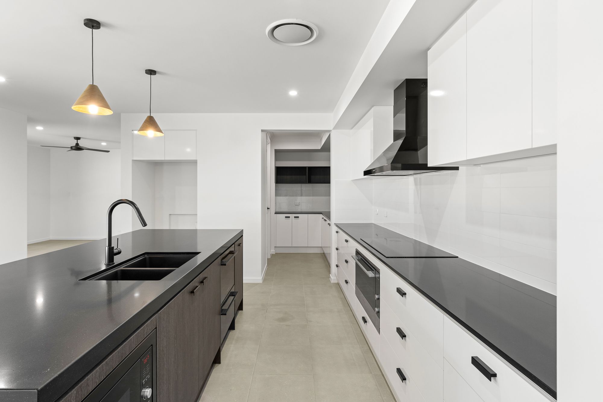 90 Hall Road, Elimbah, QLD 4516