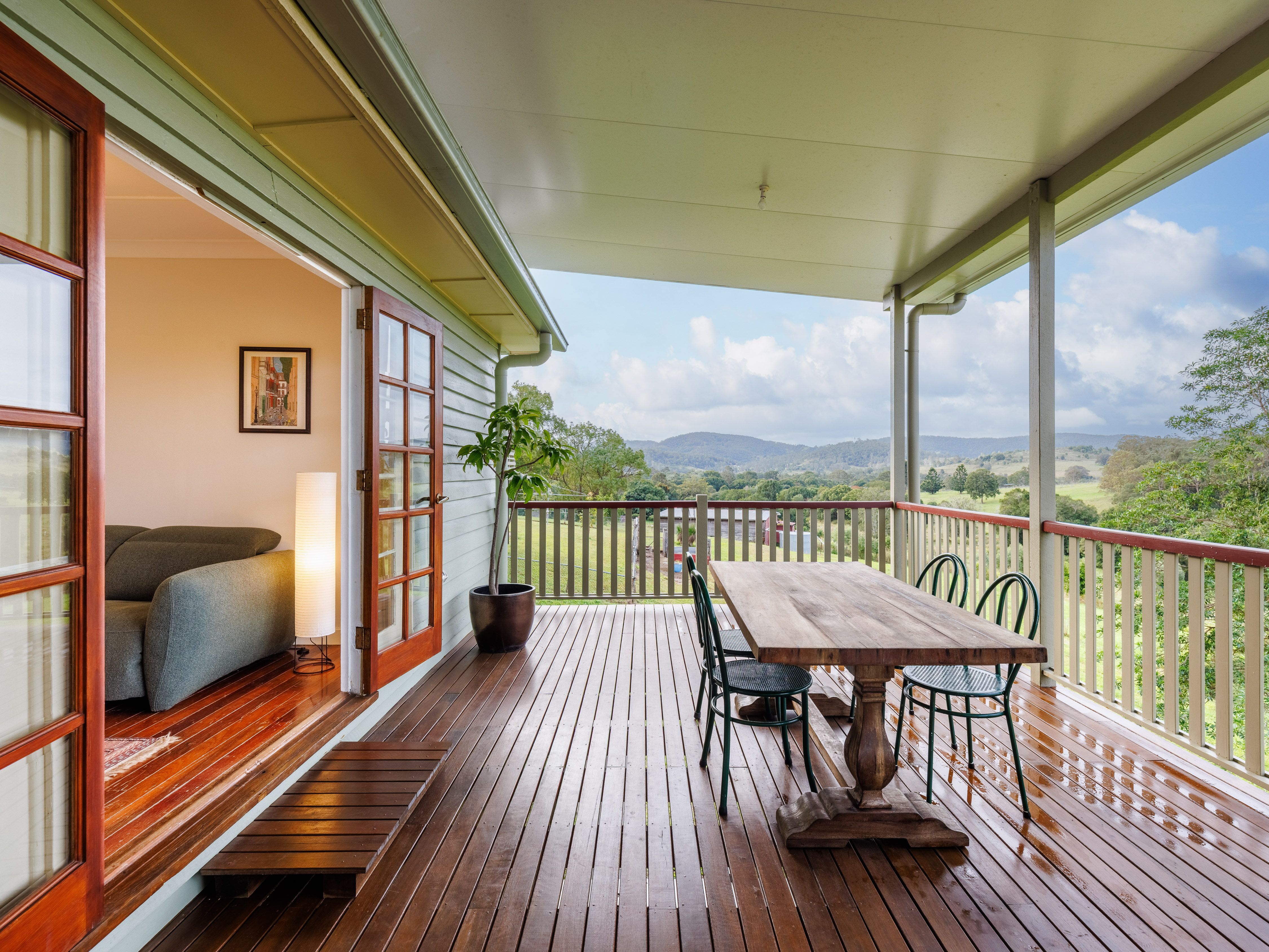 Armstrong Creek, QLD 4520