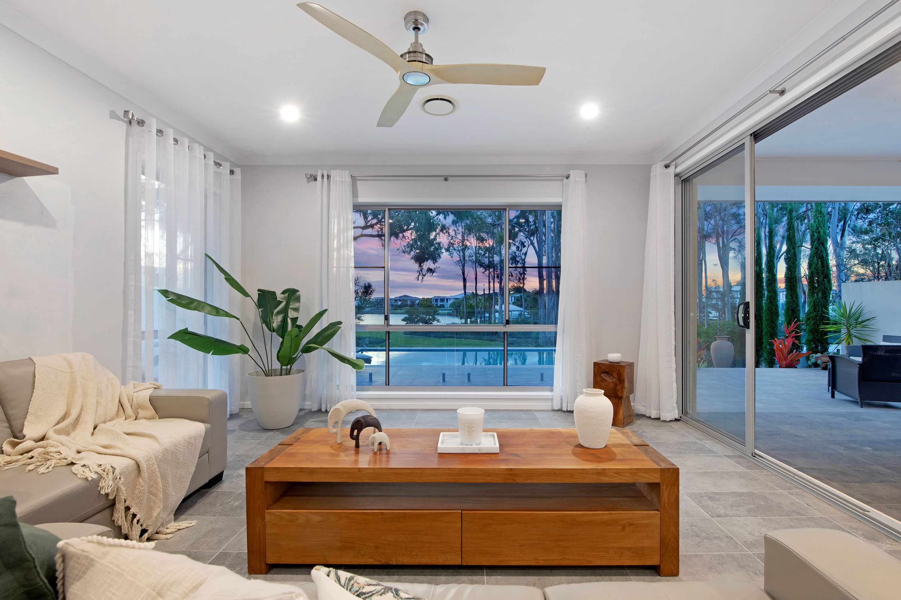 98 Lake Serenity Boulevard — photo 4 of 30