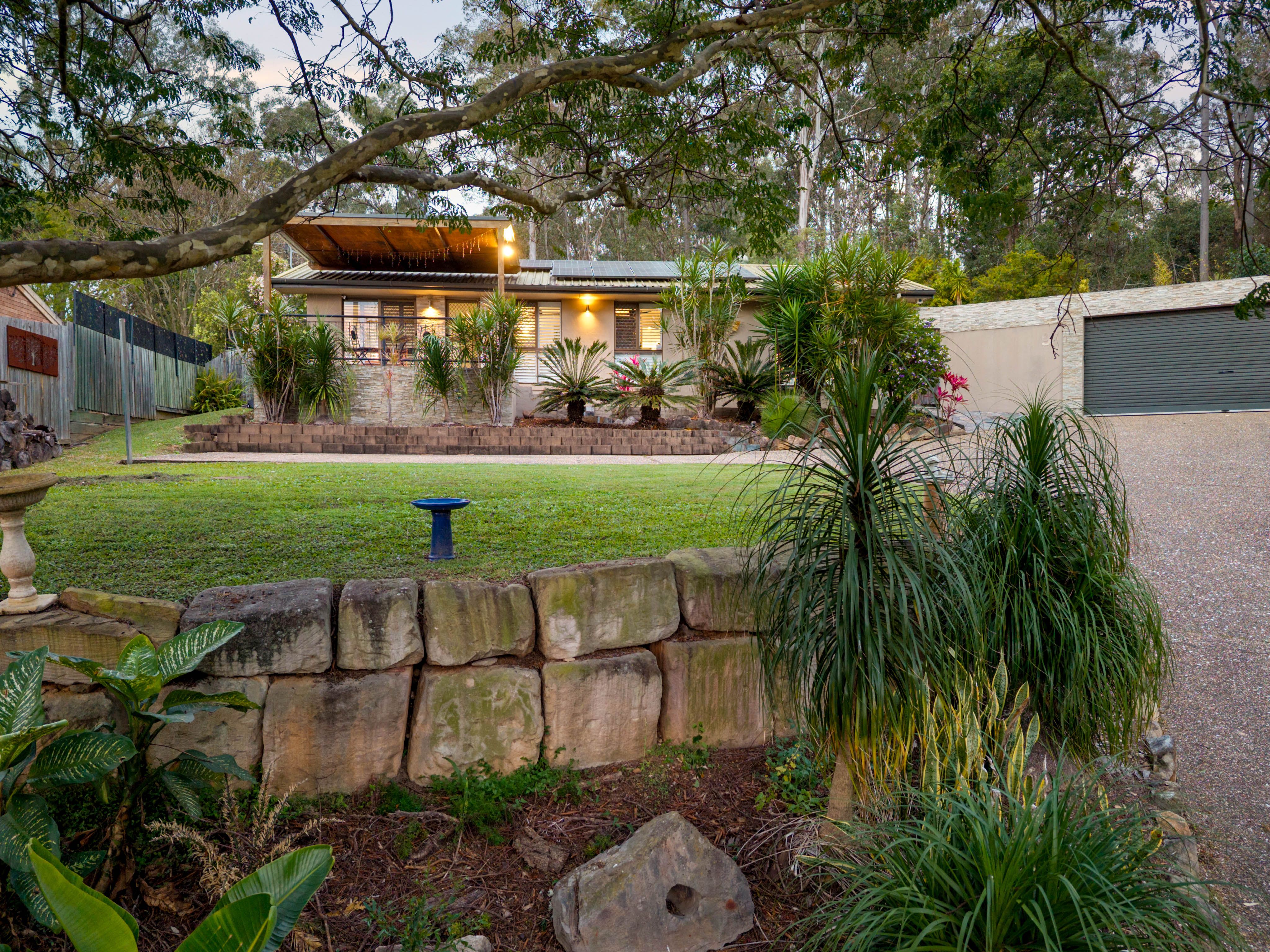 9 Cornwall Court, Bellbird Park, QLD 4300 - Sold House - Ray White ...