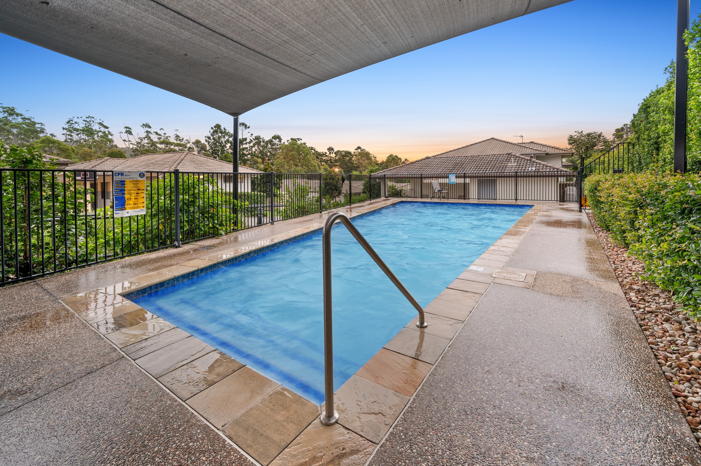 28/111 Mcauley Parade, Pacific Pines, QLD 4211