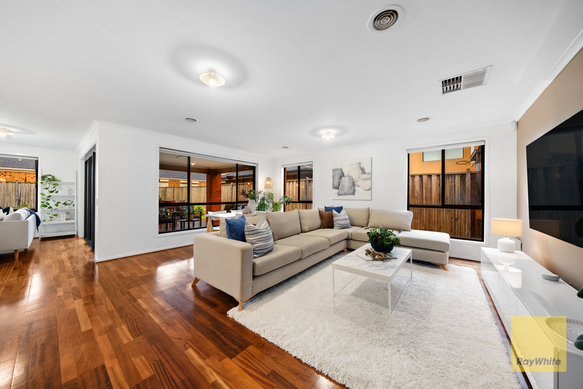 1 Bogey Street, Deer Park, VIC 3023