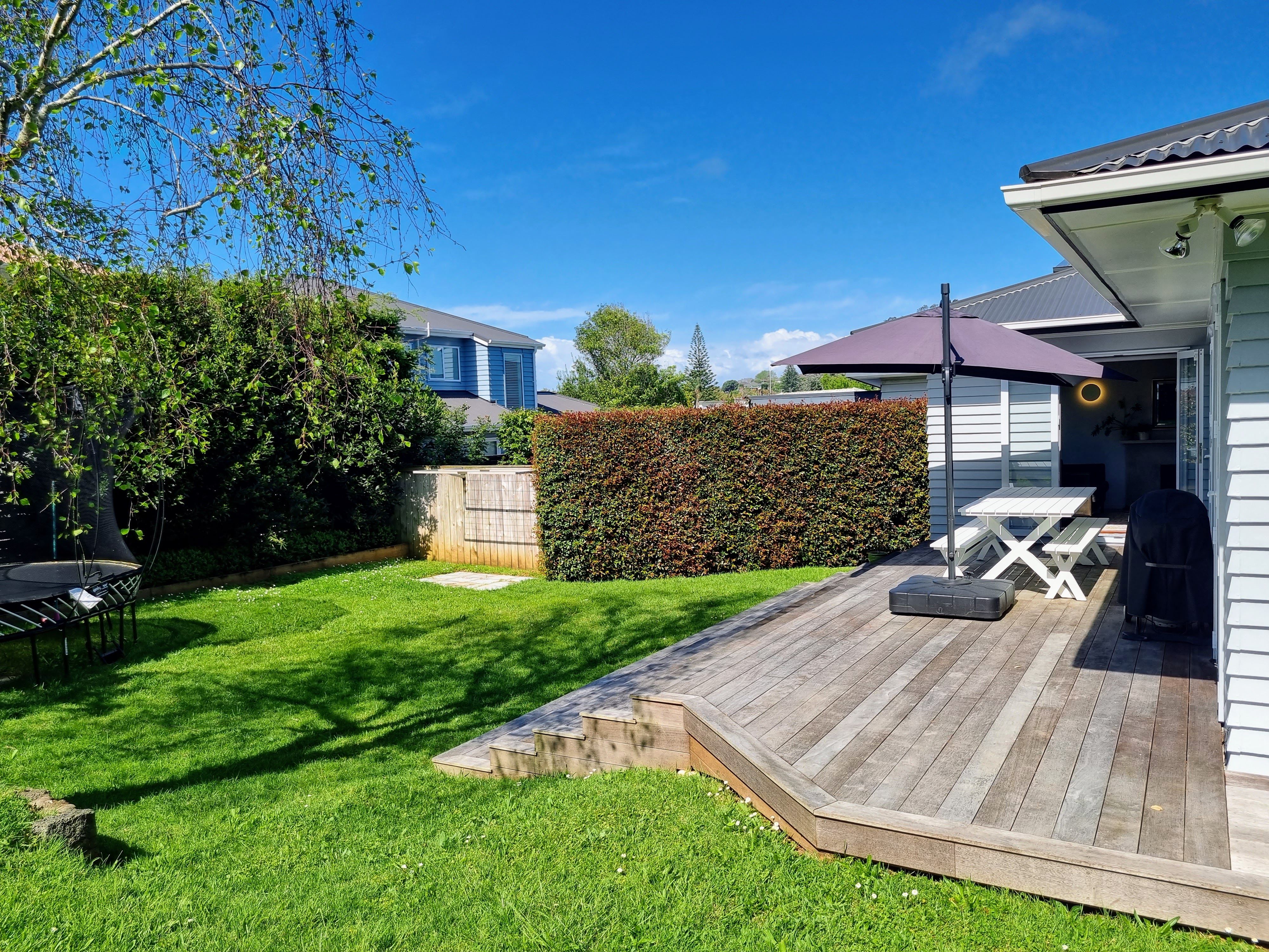 17 Ambury Road, Mangere Bridge, Manukau City