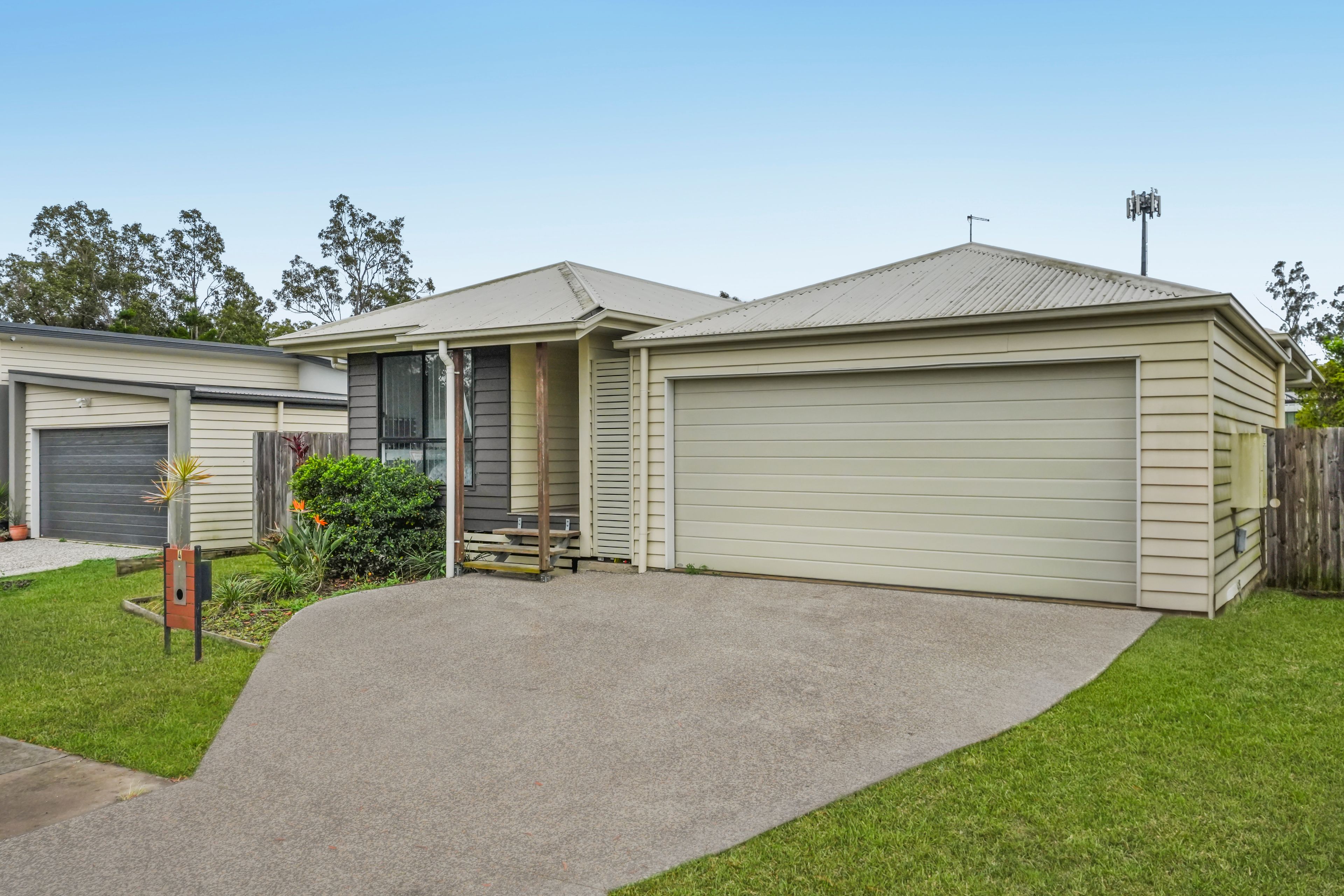 4 Wood Drive, Redbank Plains, QLD 4301