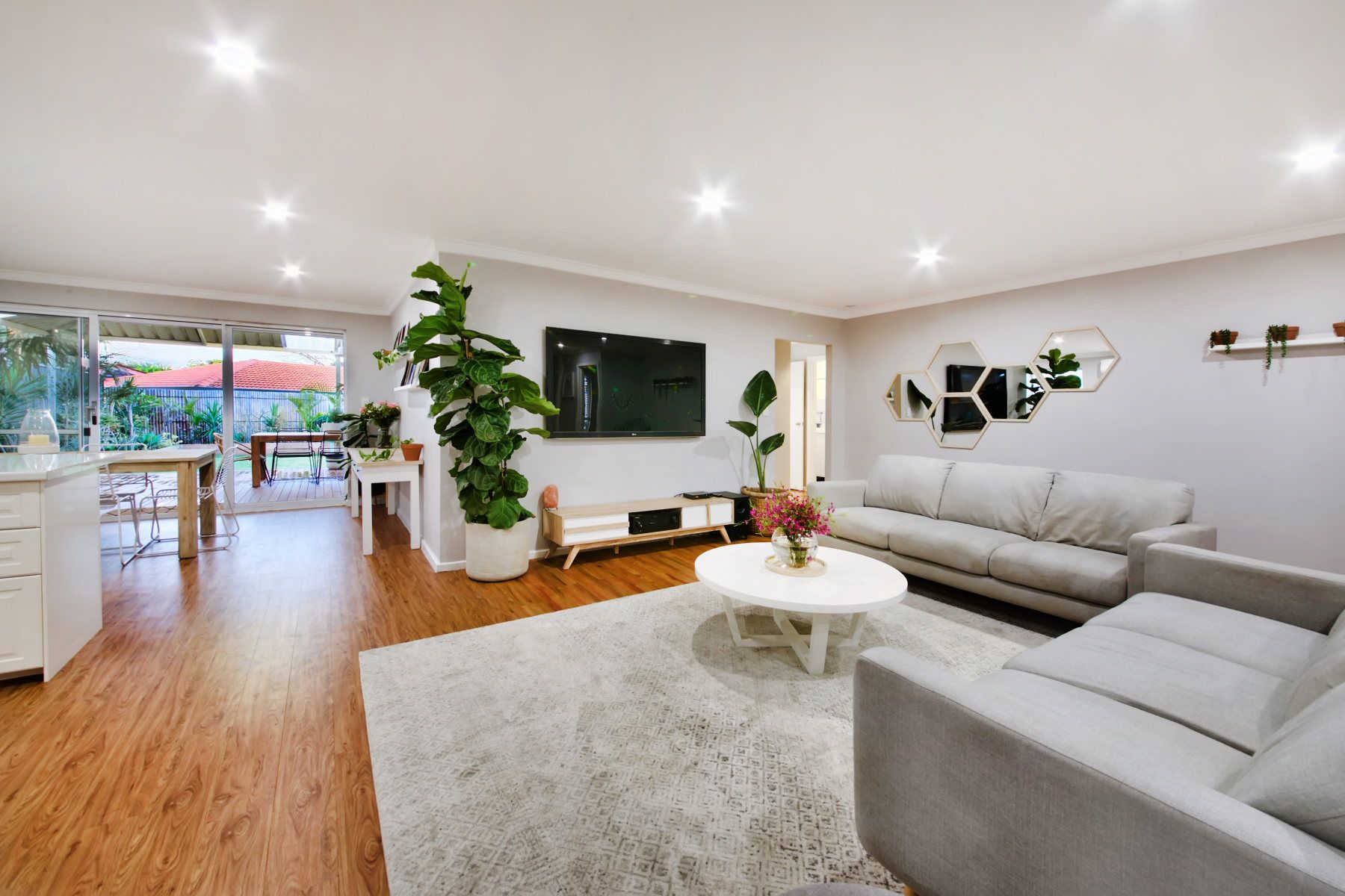 9 Zamia Place Greenwood Wa Residential House Sold