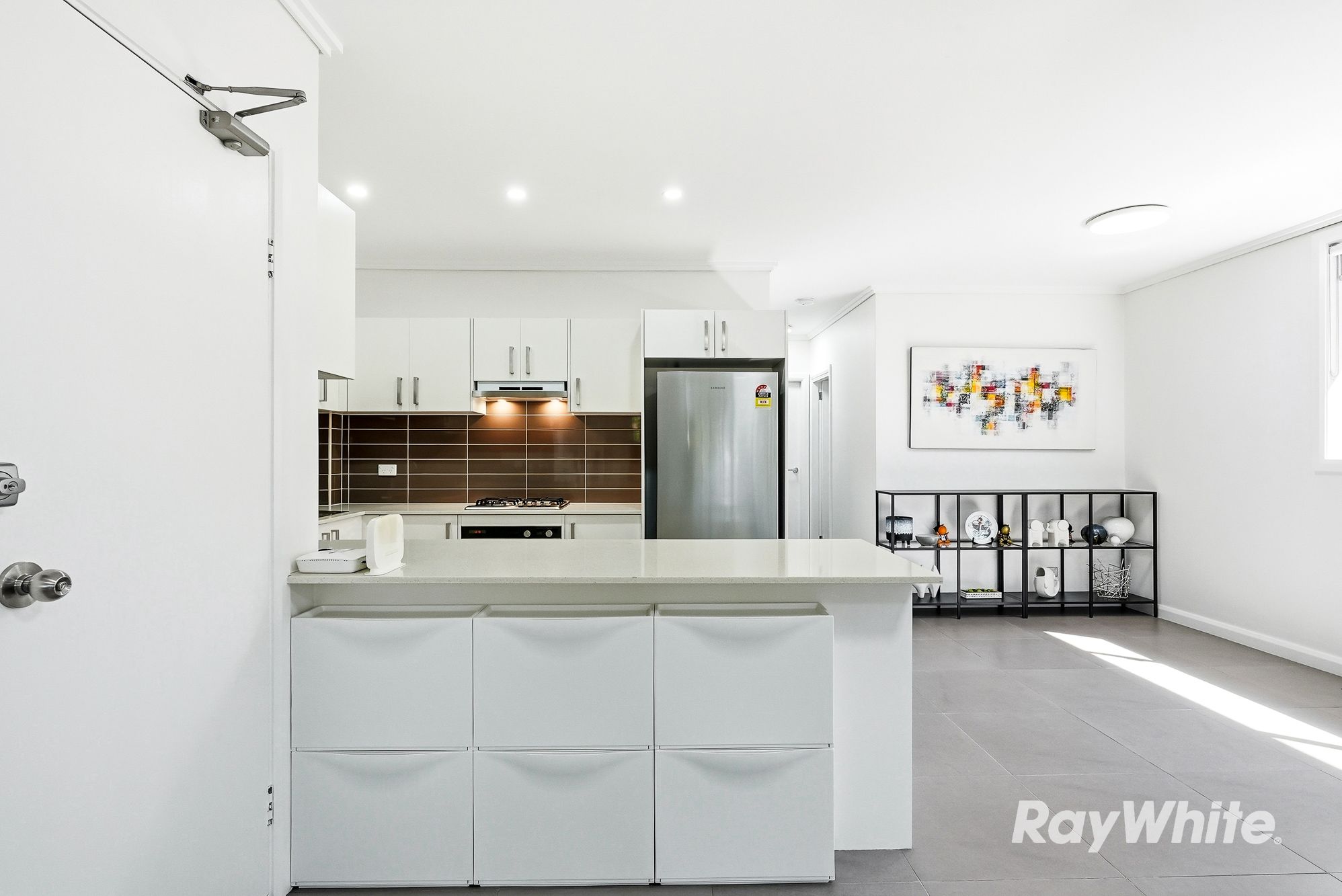 14/213-215 William Street — photo 7 of 17