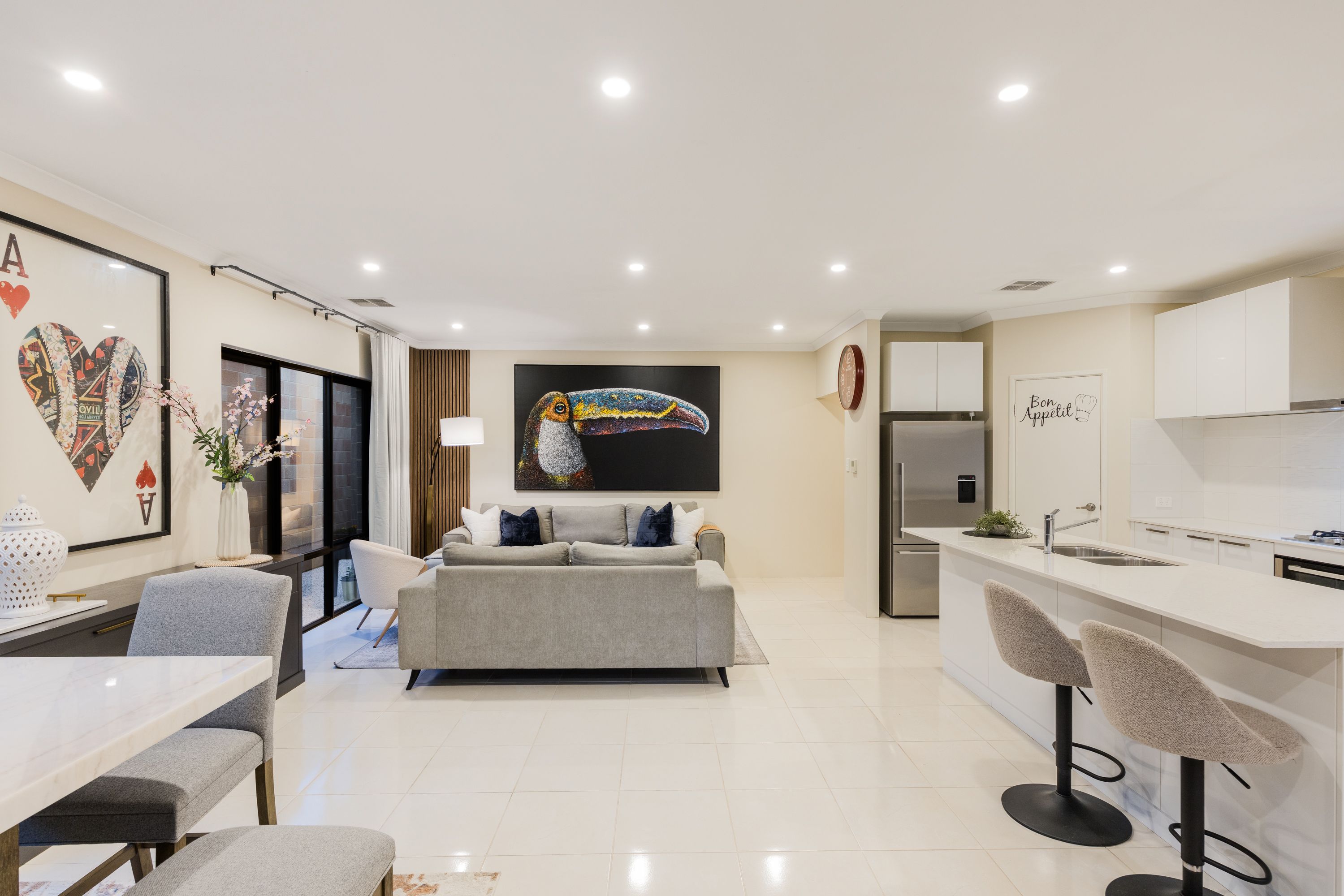 35 Manich Drive — photo 3 of 22