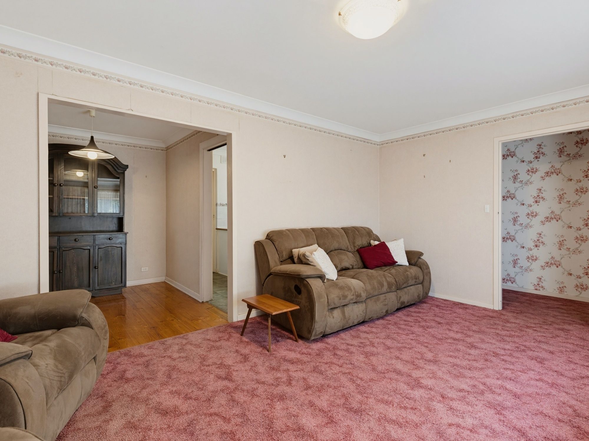 8 Hurley Grove — photo 4 of 16