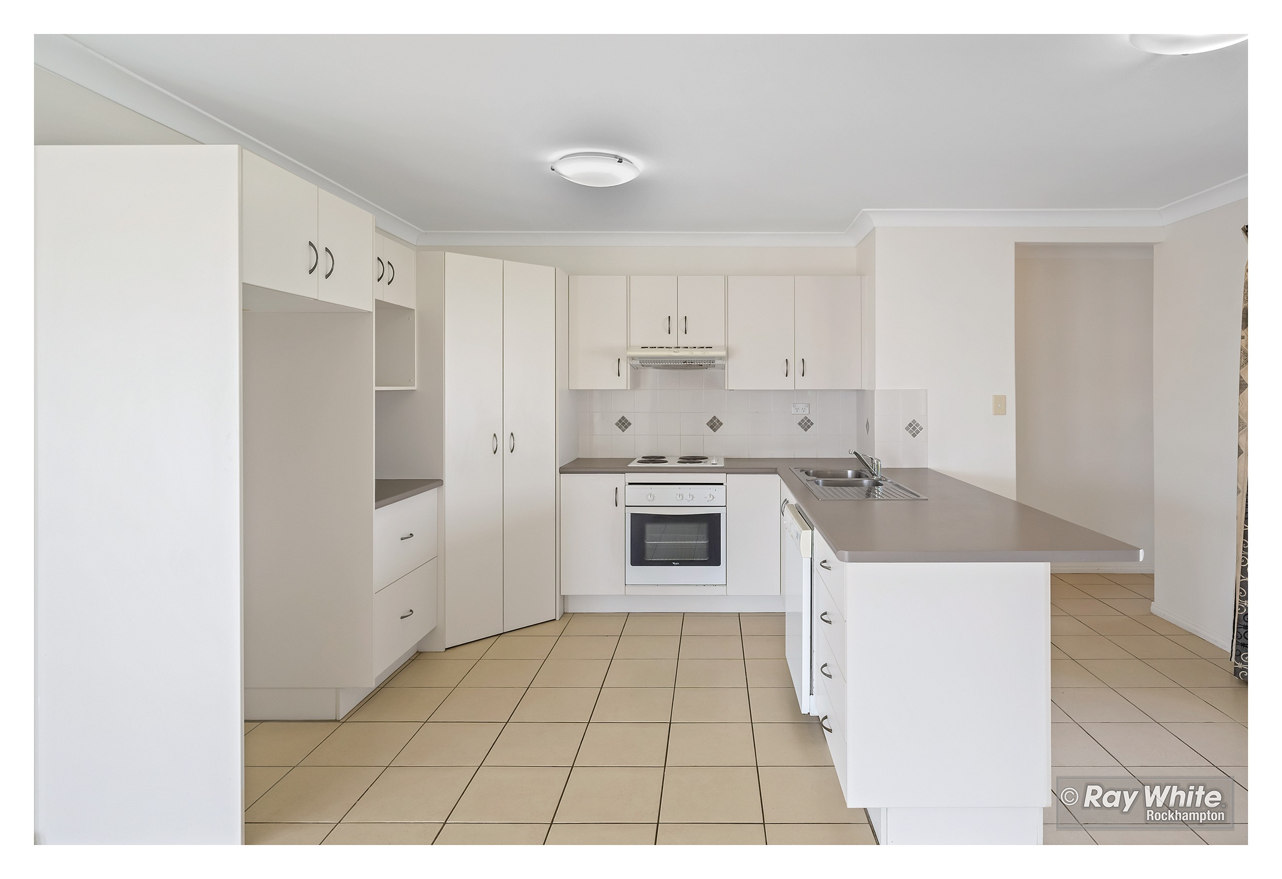 2 Hibiscus Court, Kawana, QLD 4701