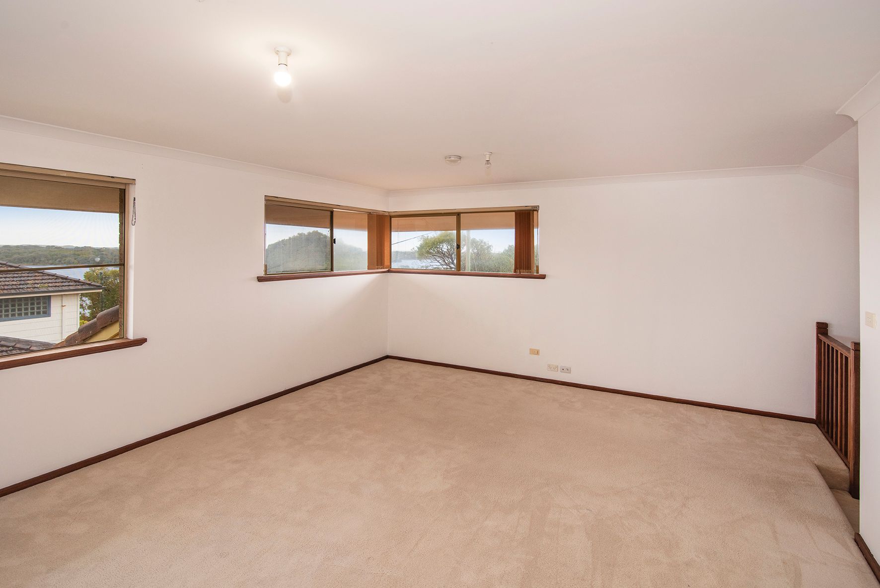 10 Stirling Street — photo 11 of 24