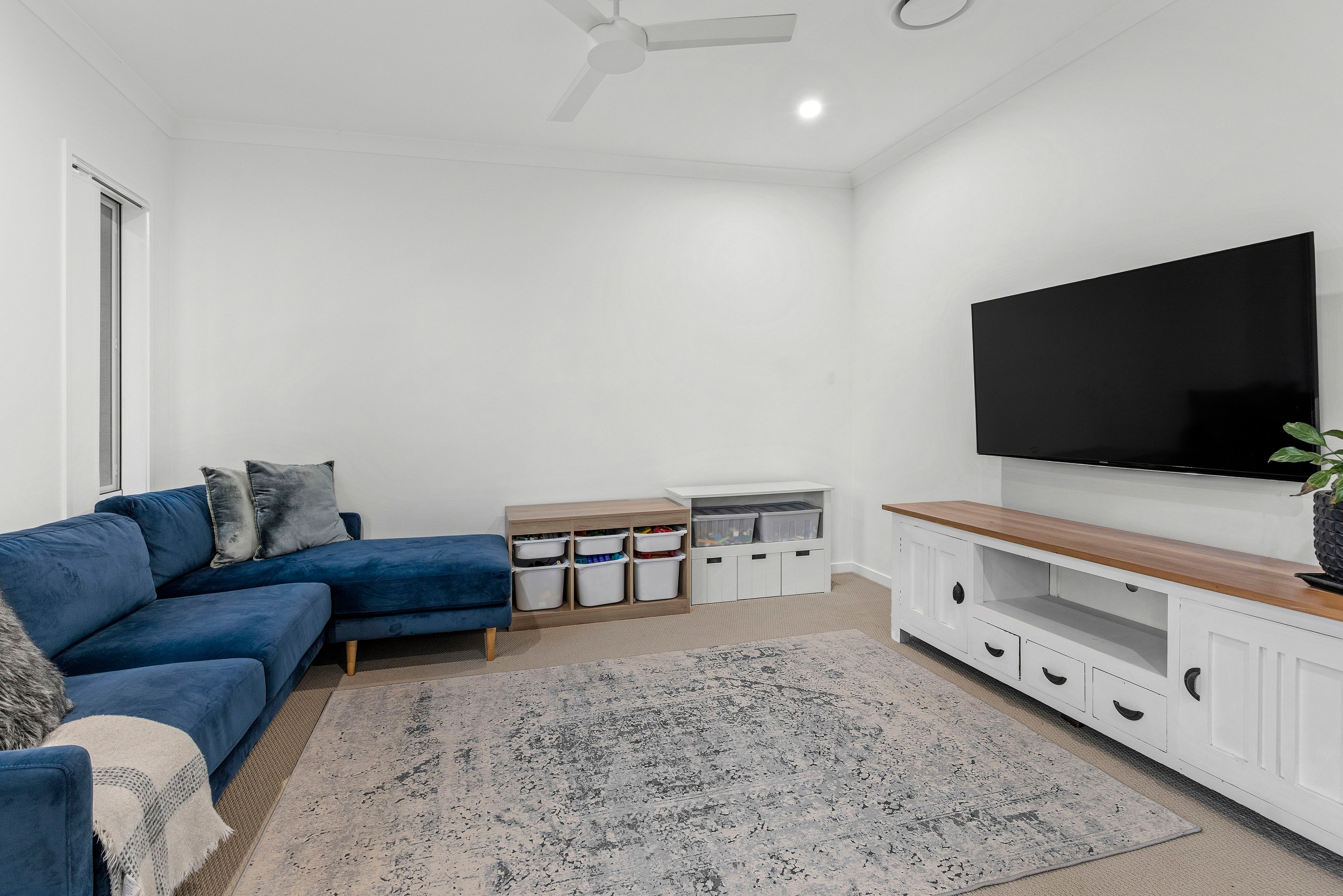 48 Pareena Crescent, Mansfield, QLD 4122