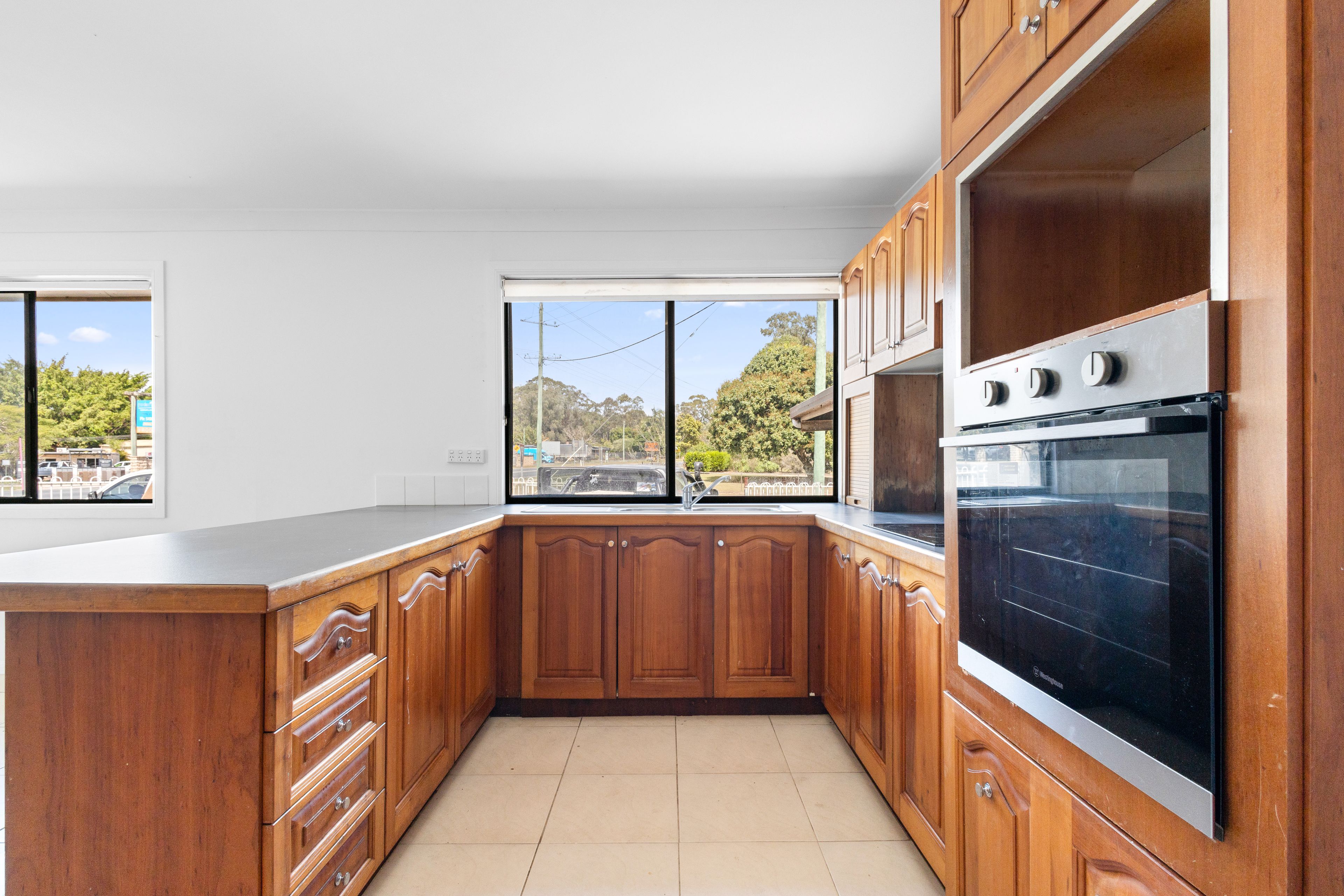 311 Oakey Flat Road, Morayfield, QLD 4506
