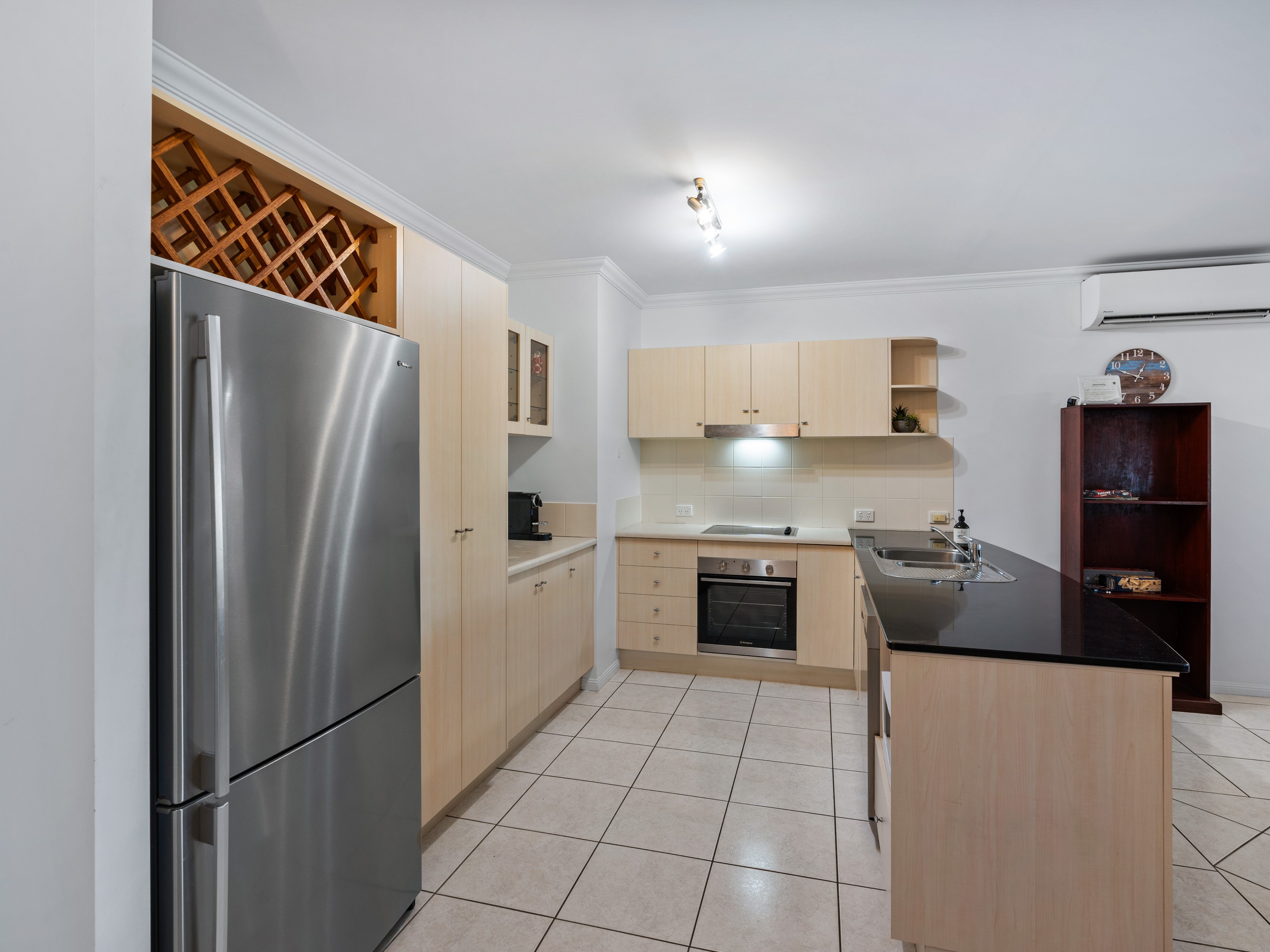 15/310-316 Lake Street, Cairns North, QLD 4870