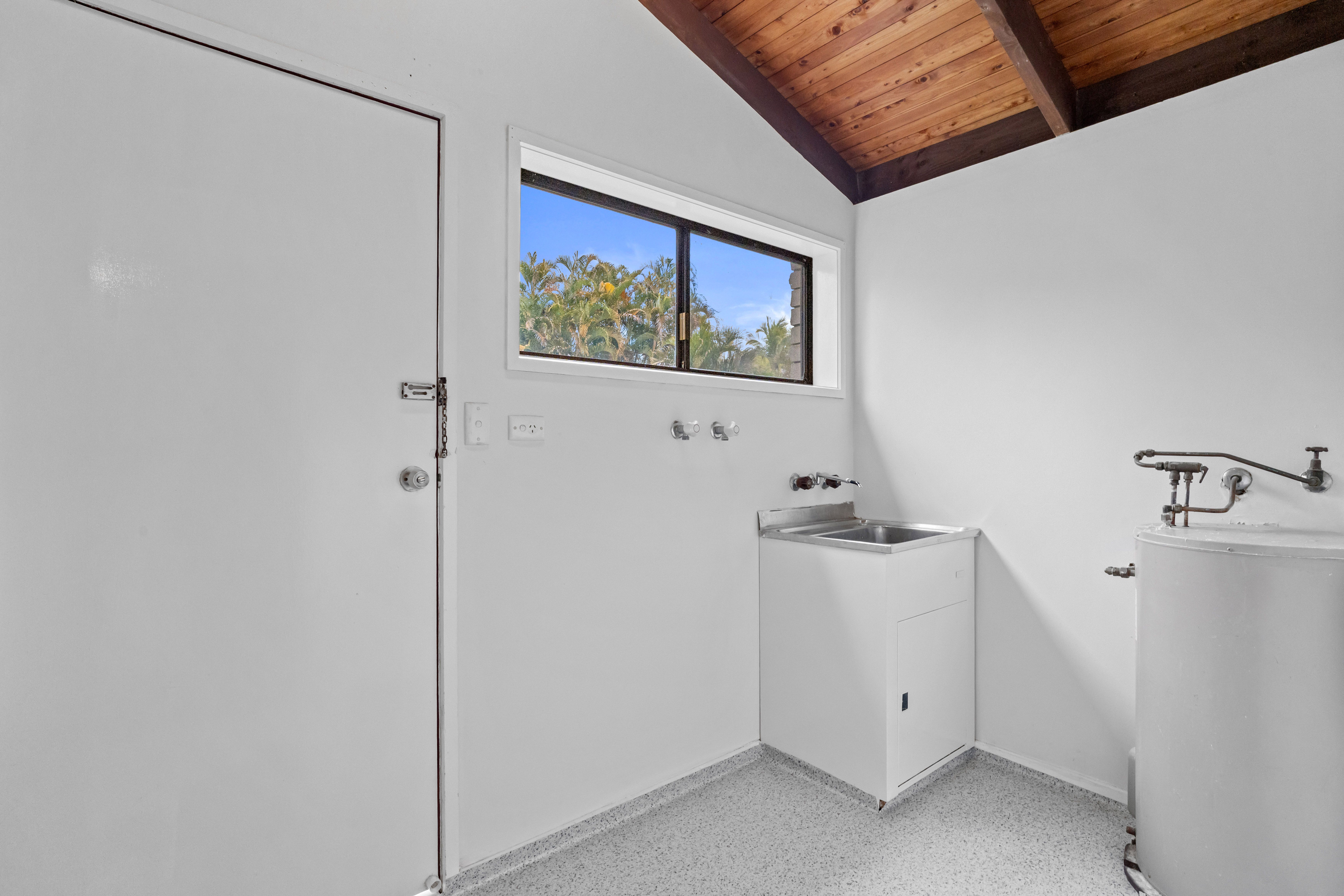 23 Kallista Road — photo 14 of 21