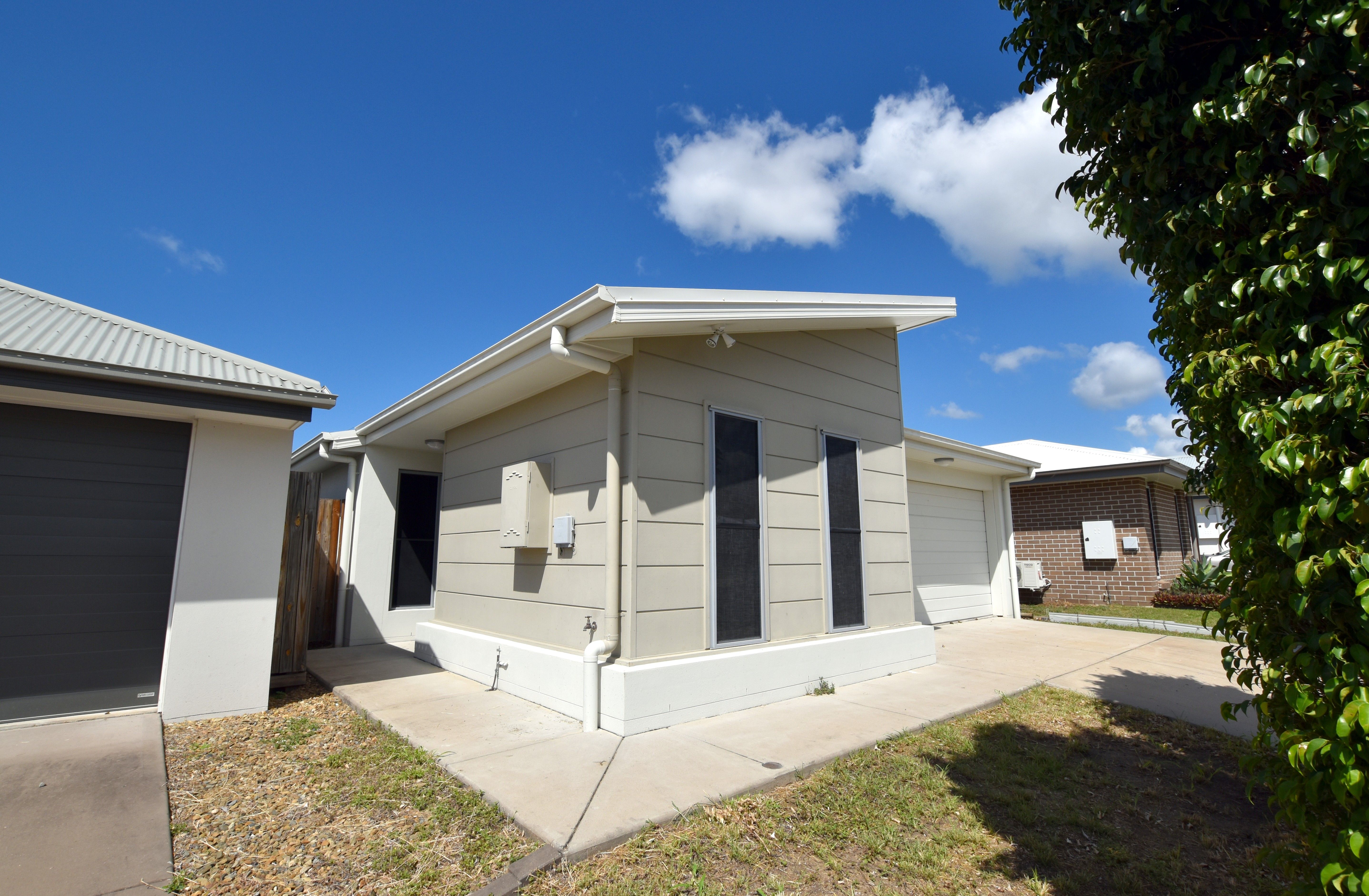 24 Seagull Boulevard, Kirkwood, QLD 4680