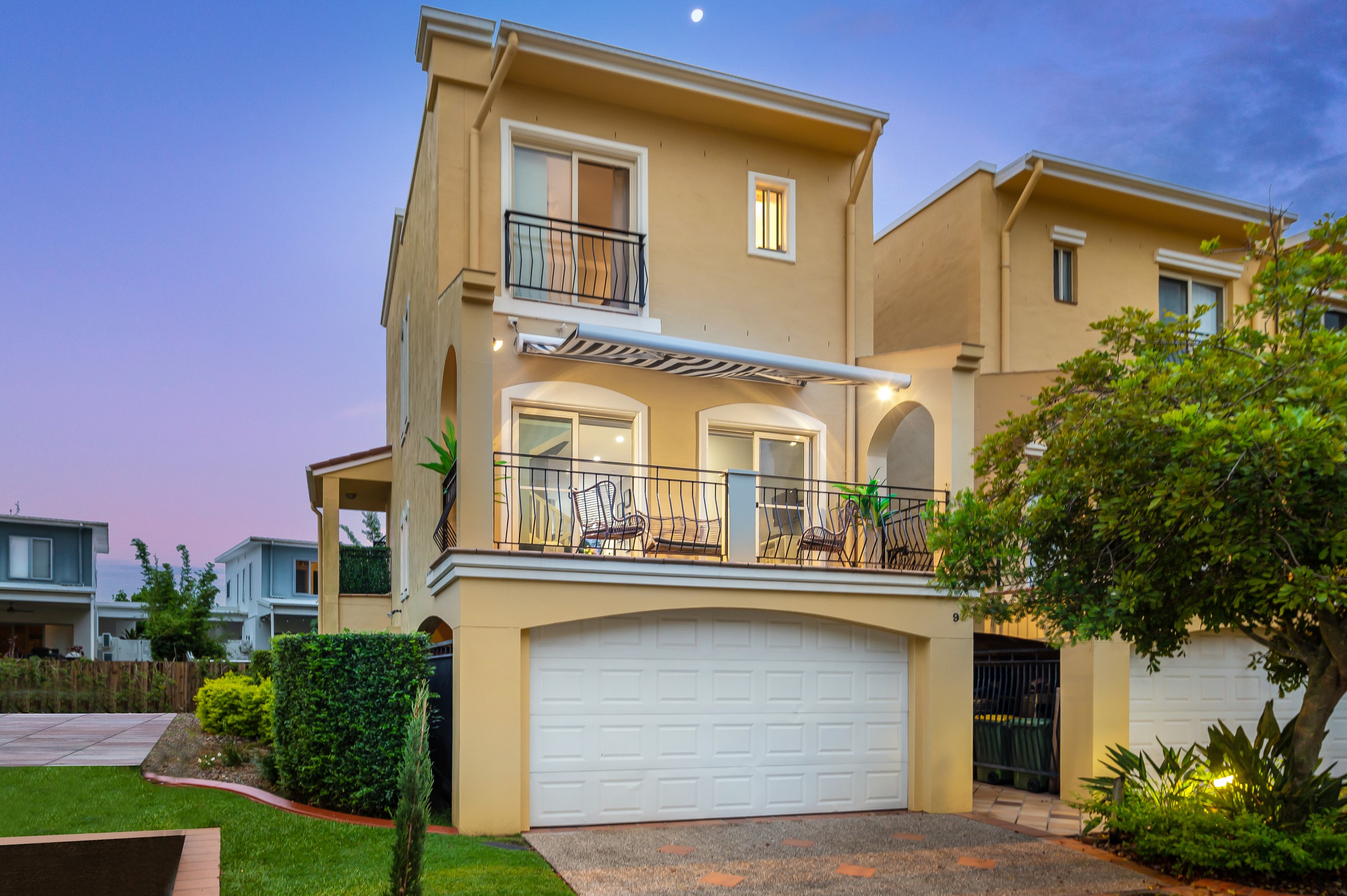 9/14 Pendraat Parade, Hope Island, QLD 4212