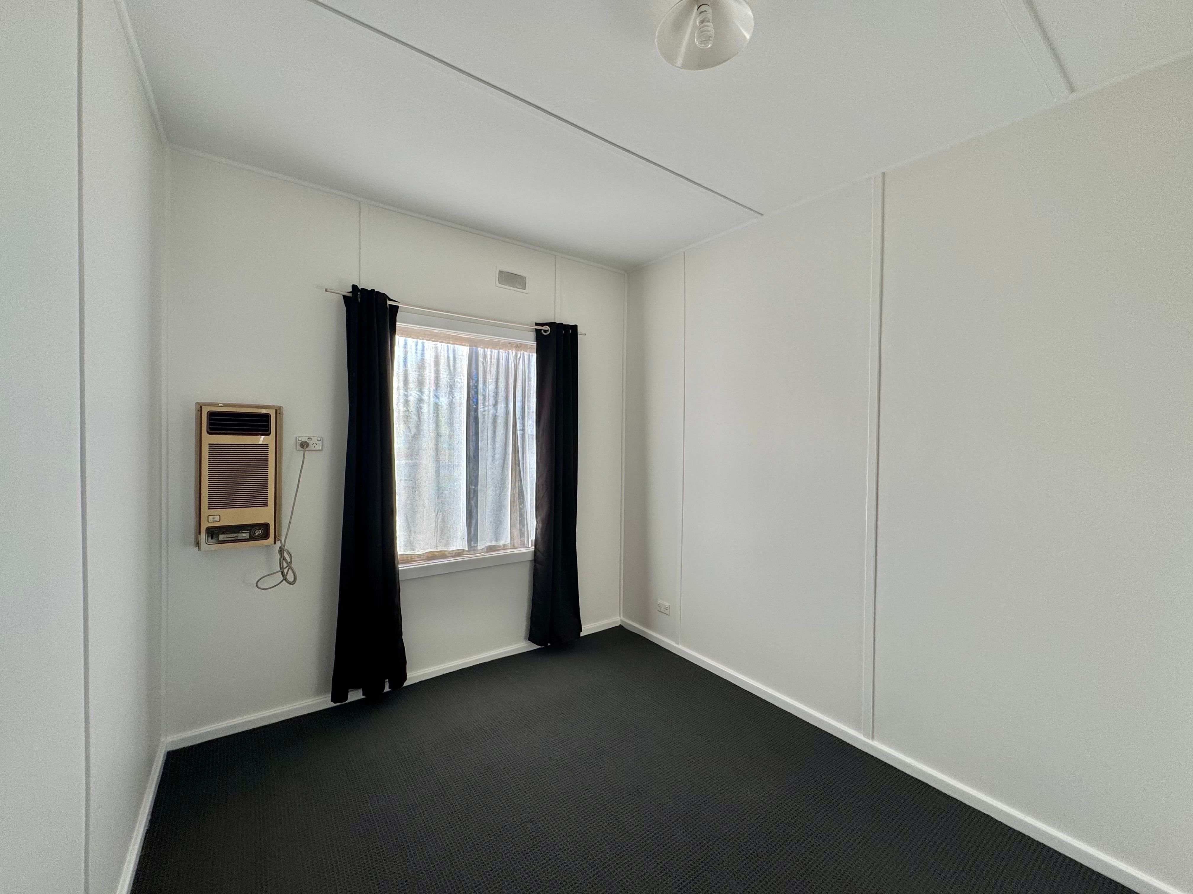 25 Gouge Street — photo 7 of 10