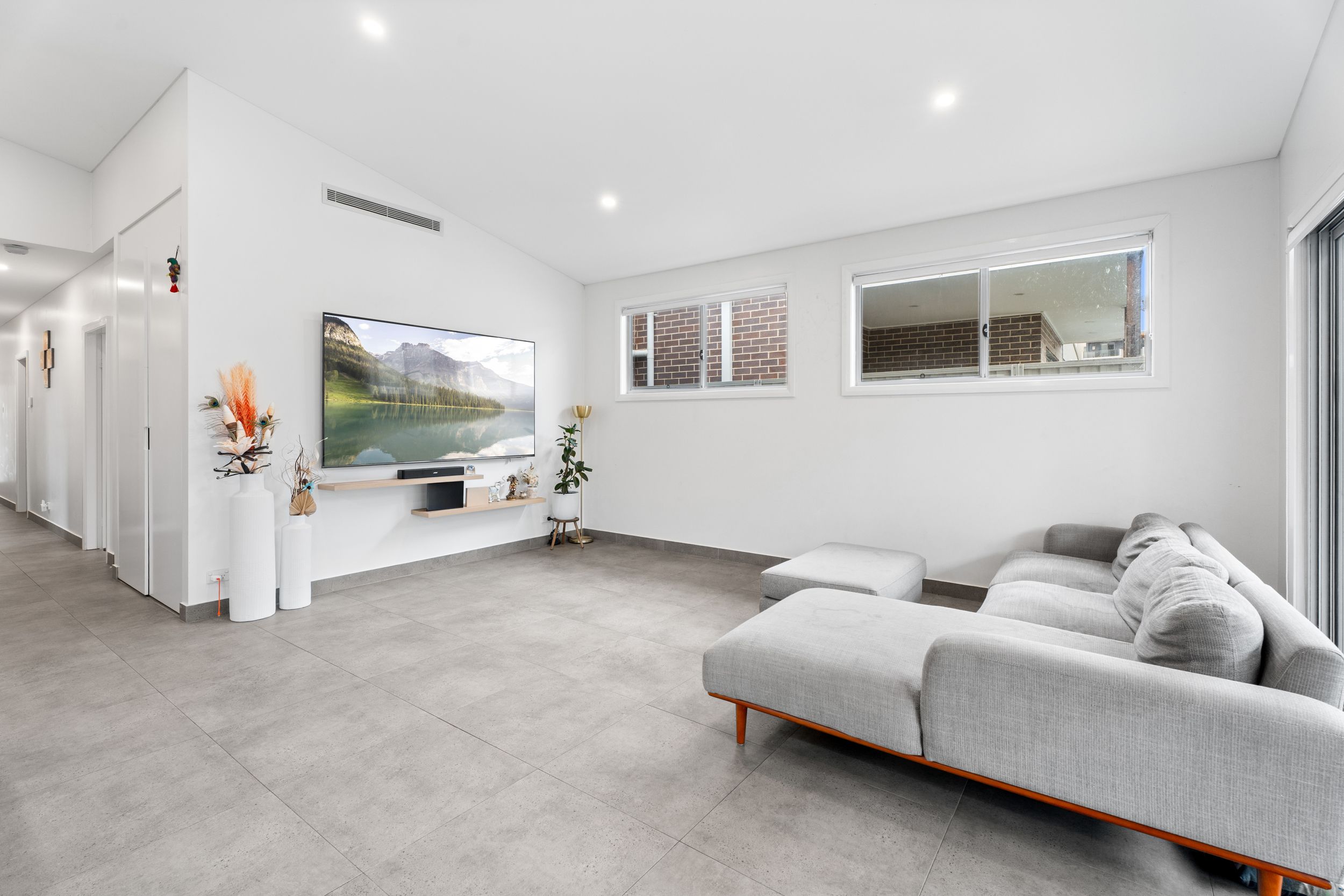 47 Deerubbin Drive, Glenmore Park, NSW