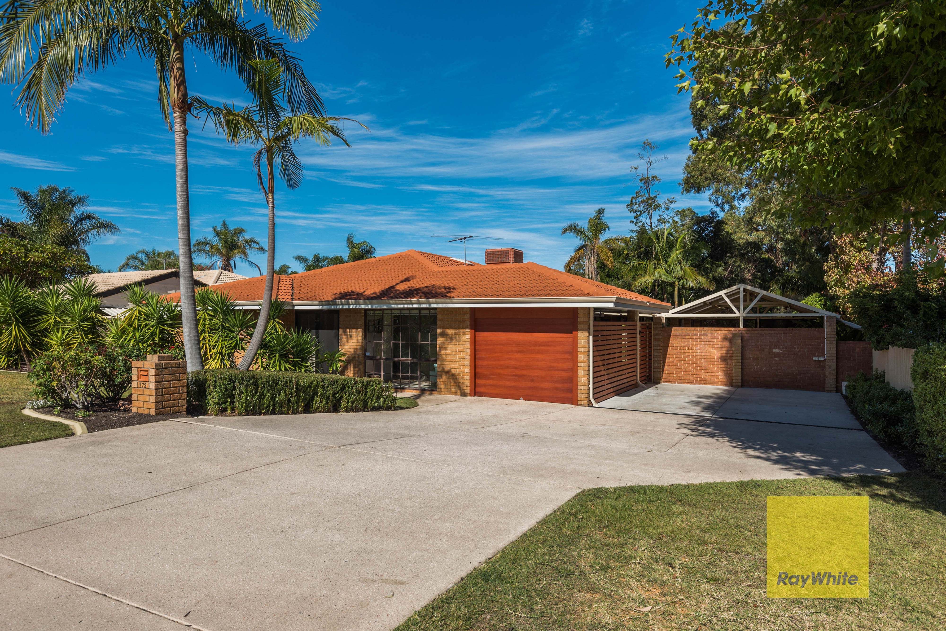 172 Twickenham Drive, Kingsley, WA 6026