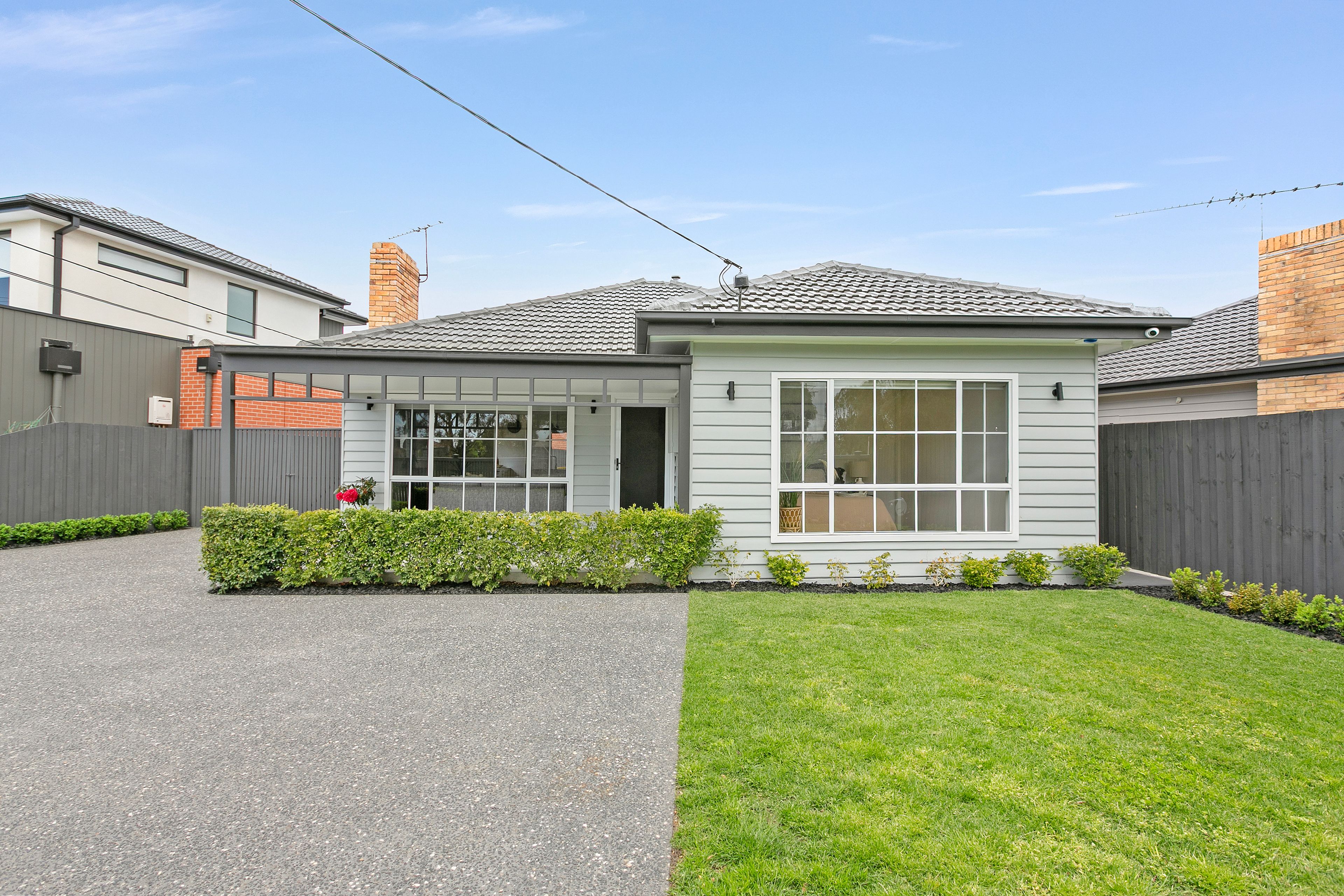 1 Dumbarton Street, Reservoir VIC 3073