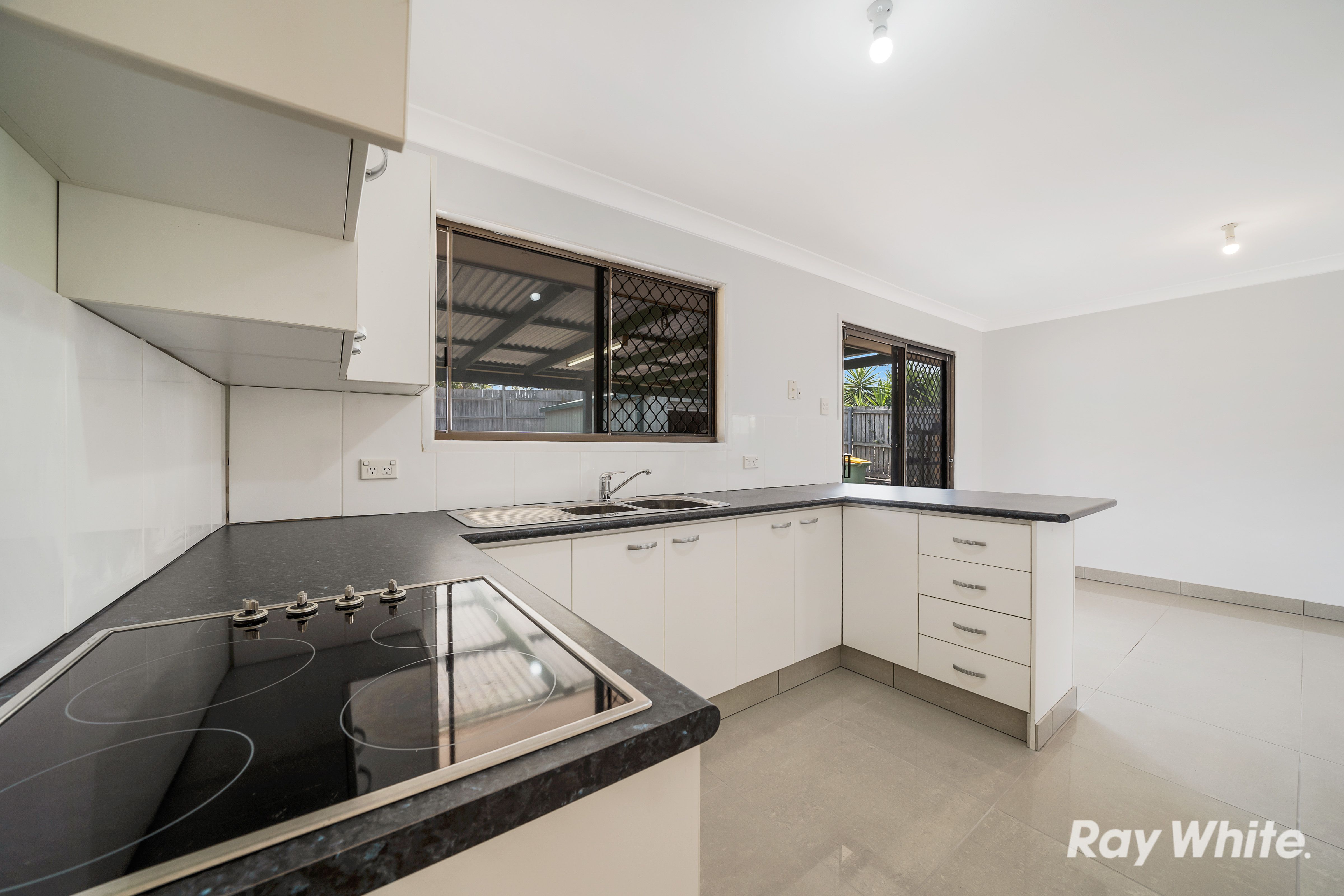 4 Allspice Street, Crestmead, QLD 4132