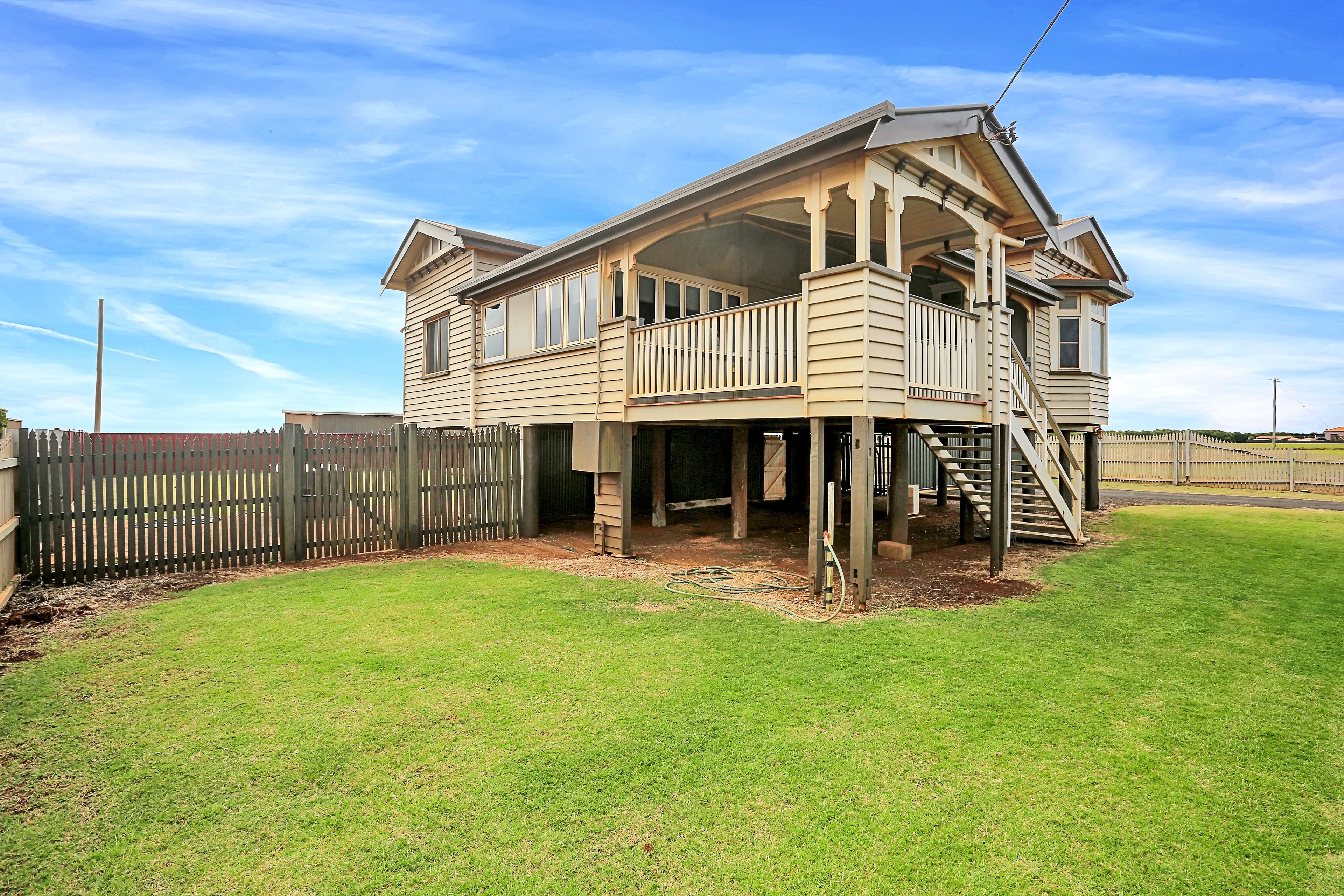 687 Elliott Heads Road, Windermere, QLD 4670